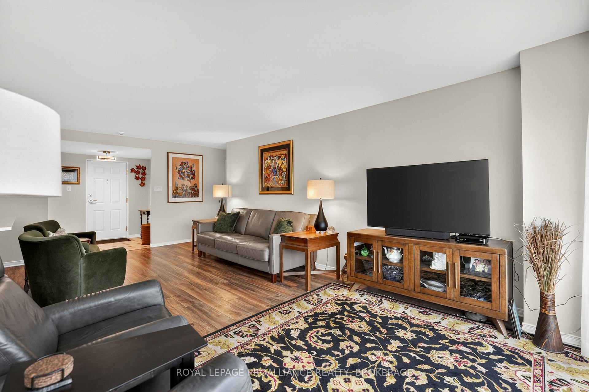 Photo 10 of Unit 401, 257 Bath Road, Kingston, West of Sir John A. Blvd — HOMEH