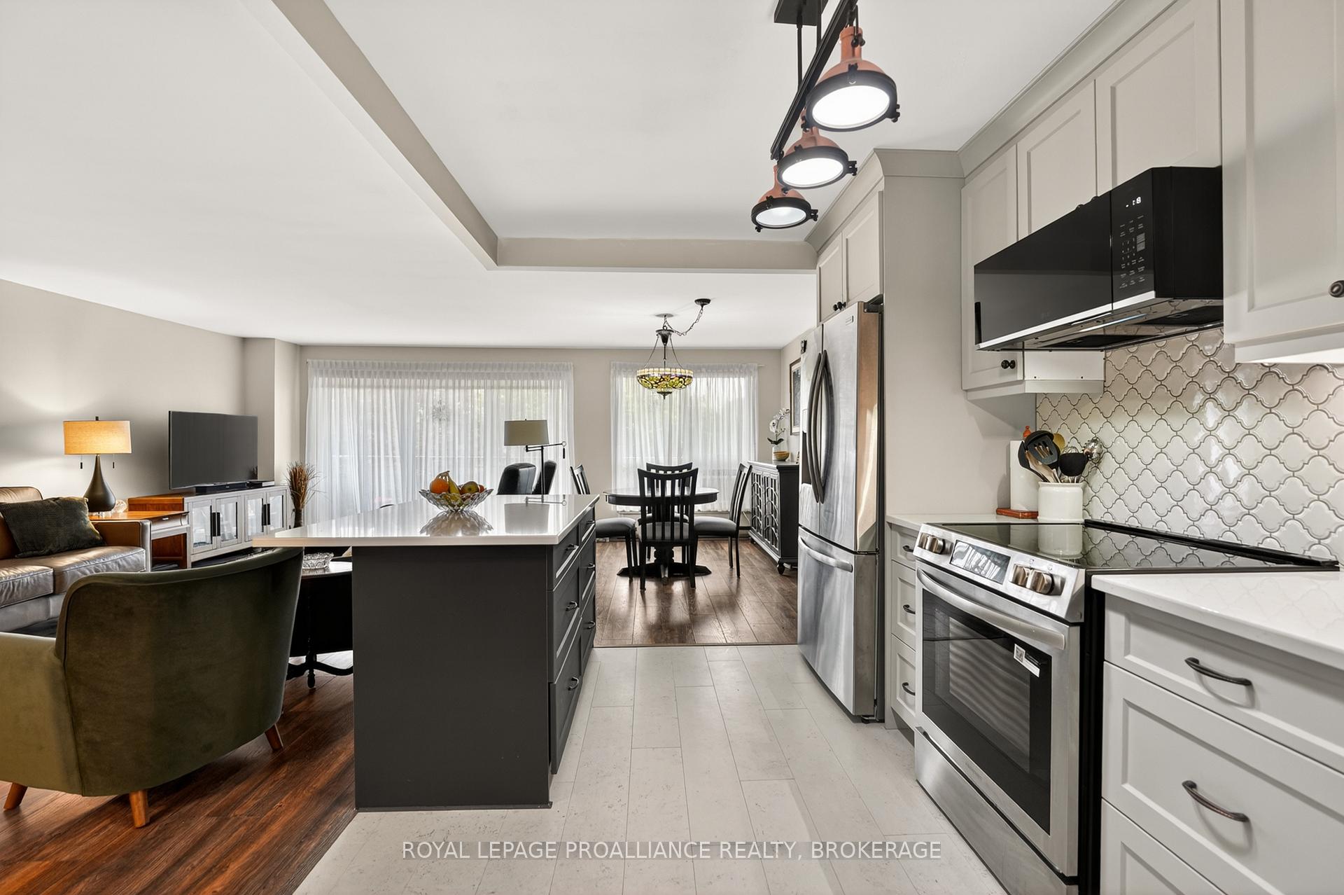 Photo 13 of Unit 401, 257 Bath Road, Kingston, West of Sir John A. Blvd — HOMEH