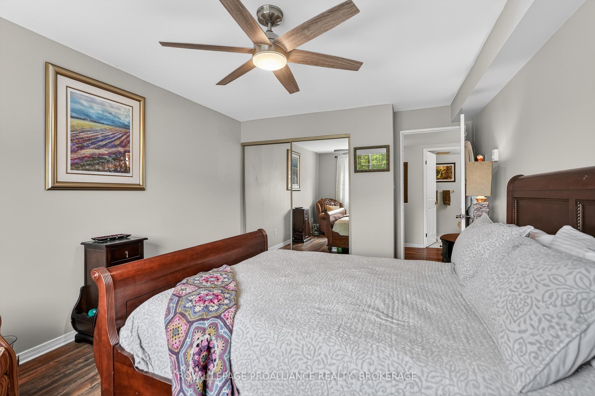 Photo 23 of Unit 401, 257 Bath Road, Kingston, West of Sir John A. Blvd — HOMEH
