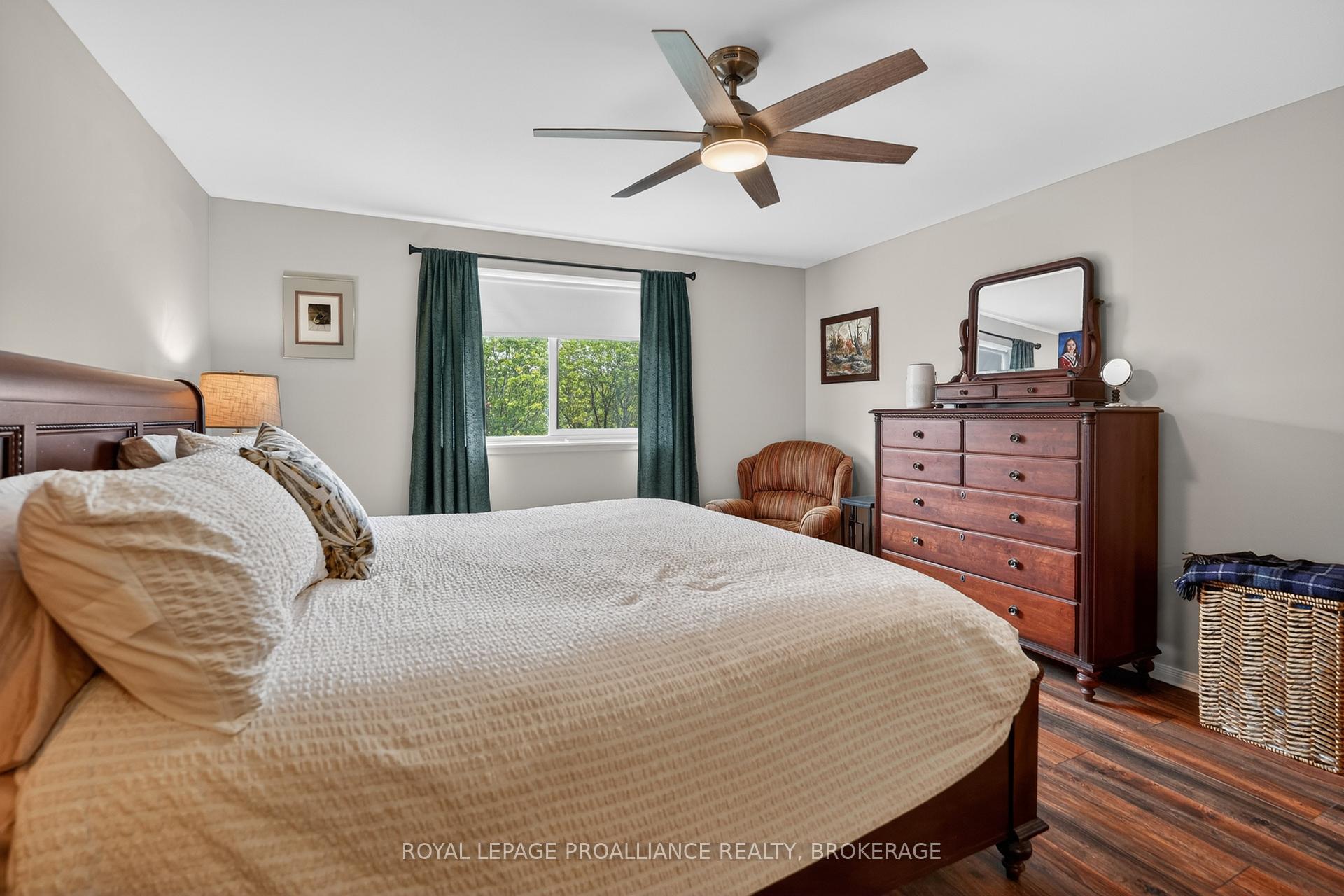 Photo 26 of Unit 401, 257 Bath Road, Kingston, West of Sir John A. Blvd — HOMEH