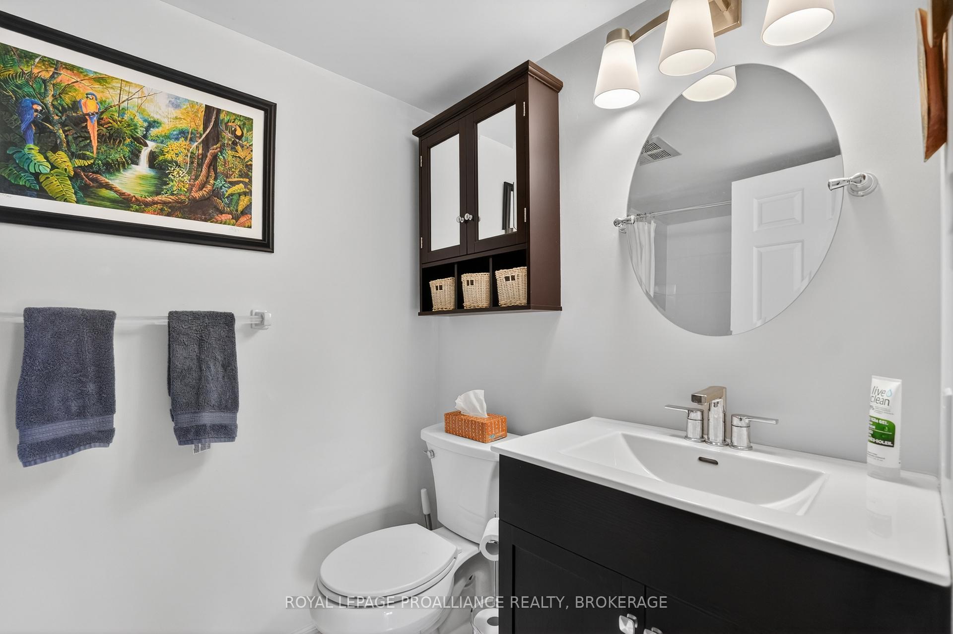 Photo 31 of Unit 401, 257 Bath Road, Kingston, West of Sir John A. Blvd — HOMEH