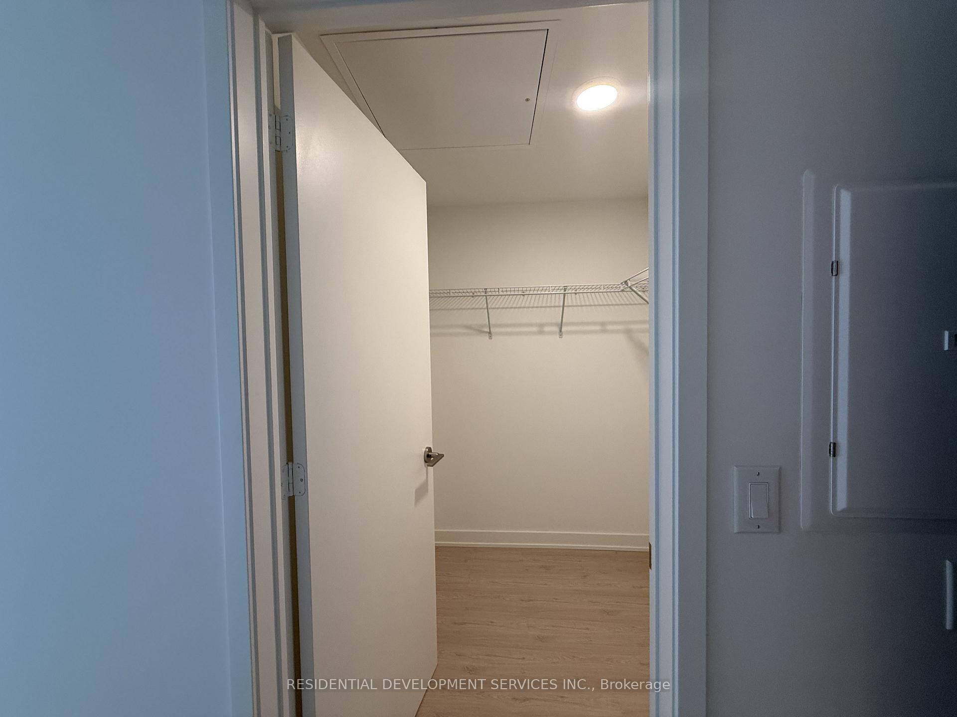 Photo 7 of Unit 404, 65 Mutual Street, Toronto, Church-Yonge Corridor — HOMEH