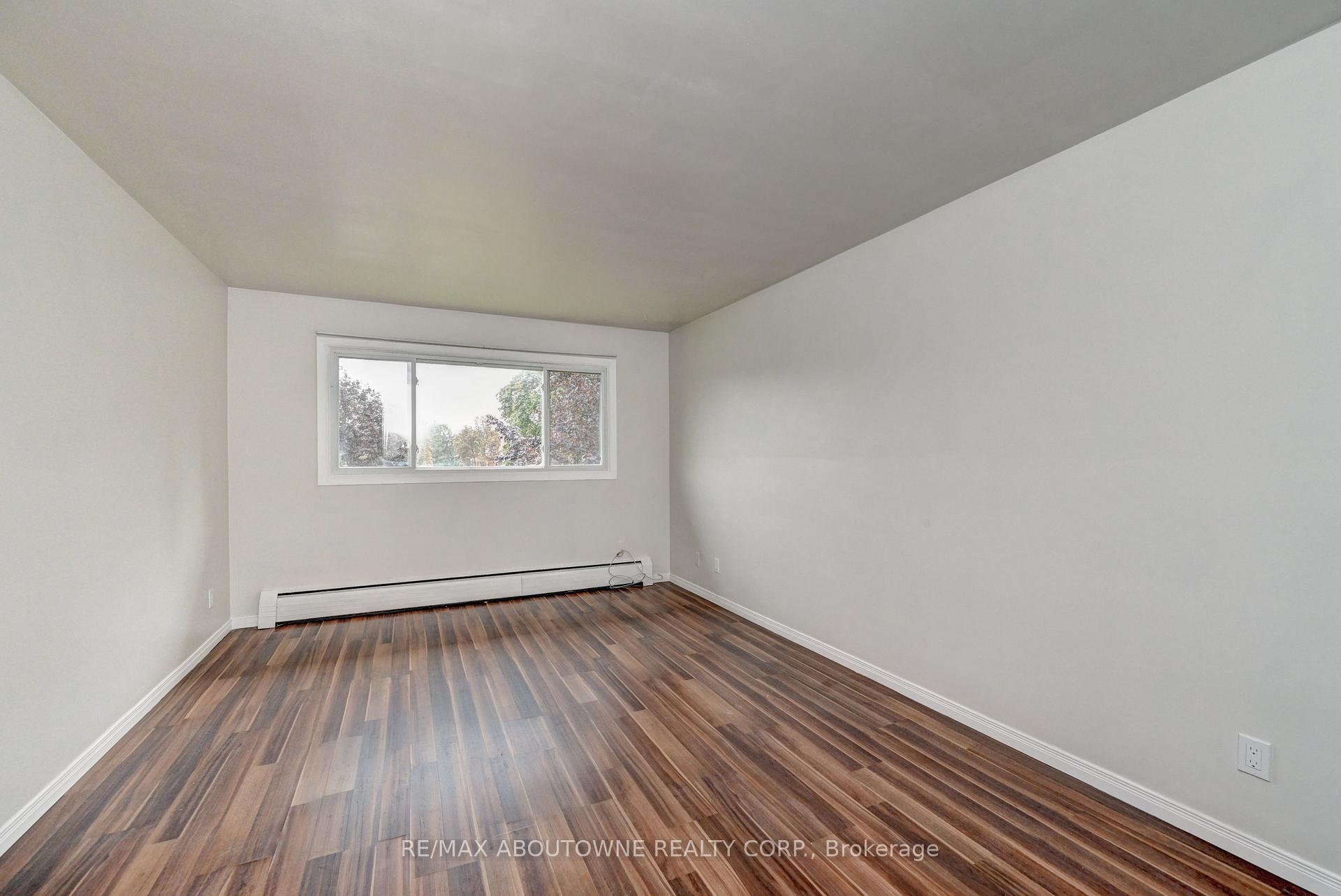 Photo 2 of Unit A6, 280 Sydney Street S, Kitchener, Rockway — HOMEH