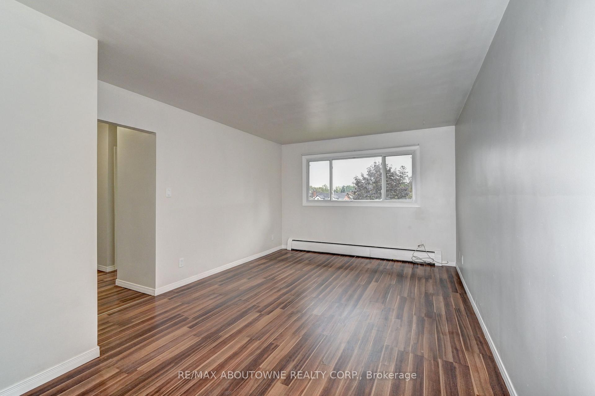 Photo 3 of Unit A6, 280 Sydney Street S, Kitchener, Rockway — HOMEH