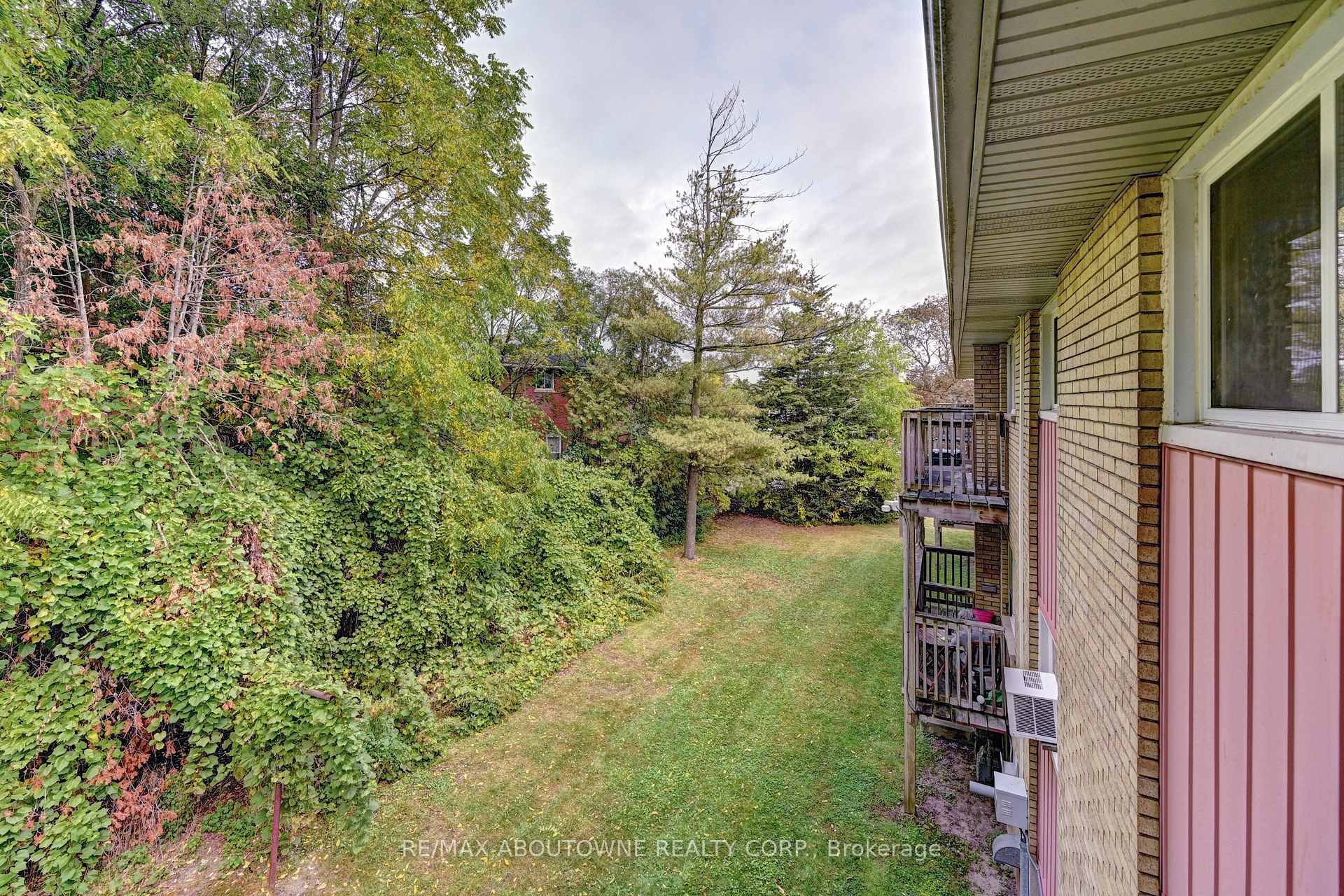 Photo 11 of Unit A6, 280 Sydney Street S, Kitchener, Rockway — HOMEH