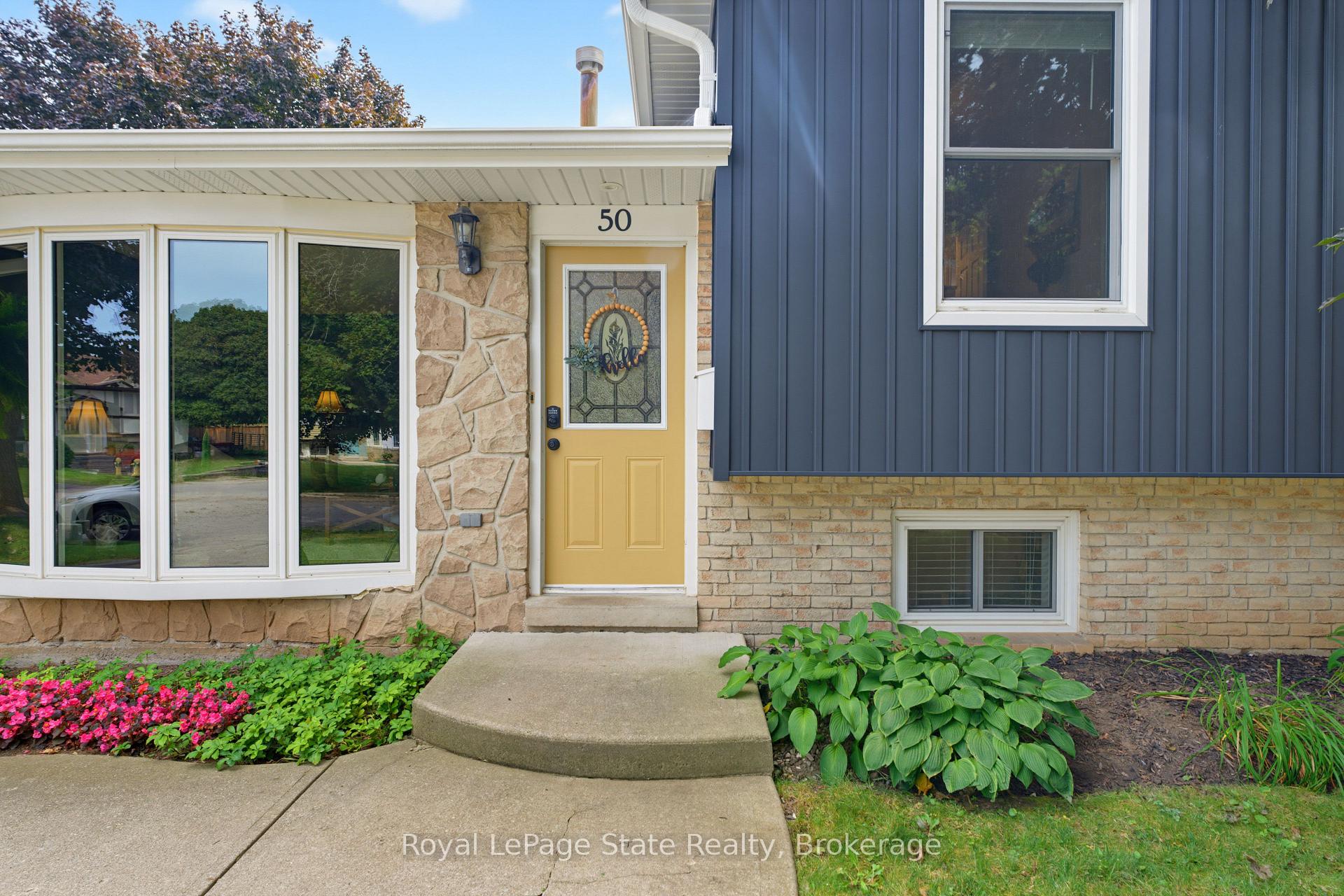 Photo 4 of 50 Southglen Road, Brantford, Cedarland — HOMEH