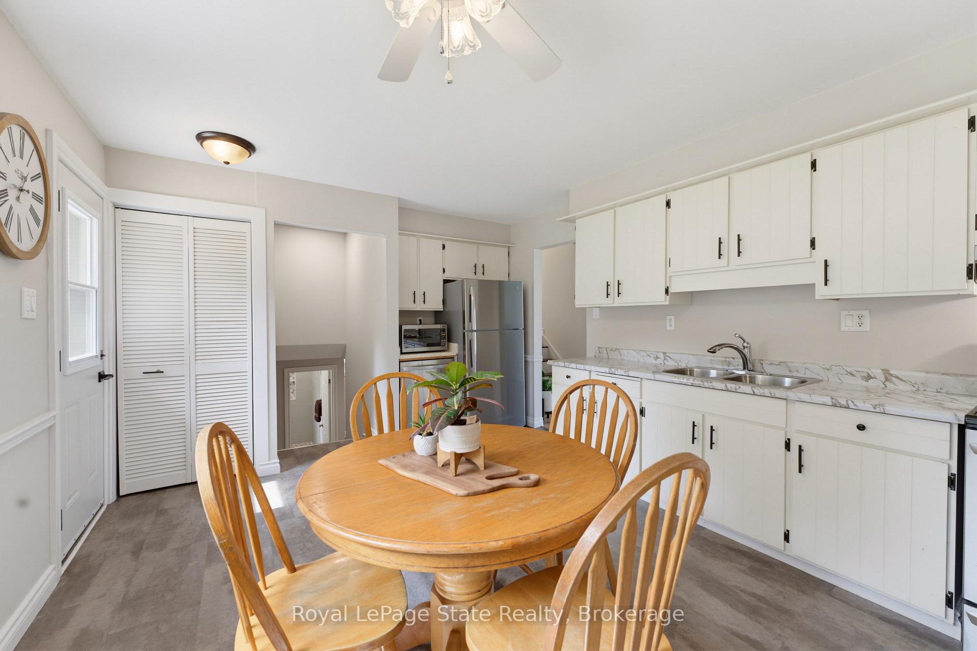 Photo 10 of 50 Southglen Road, Brantford, Cedarland — HOMEH