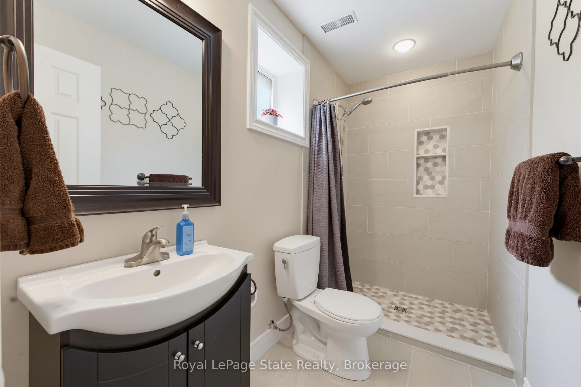 Photo 23 of 50 Southglen Road, Brantford, Cedarland — HOMEH