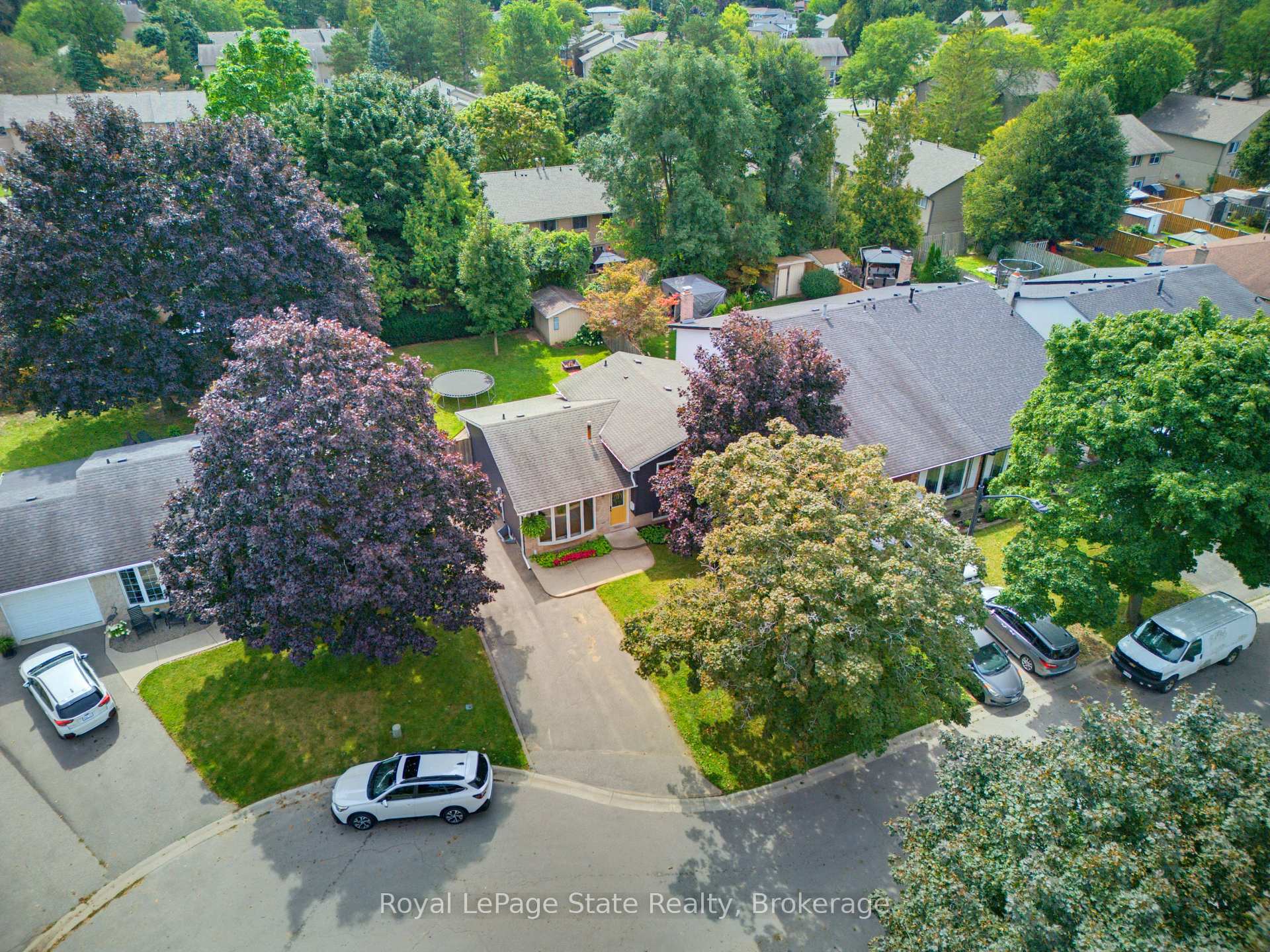 Photo 29 of 50 Southglen Road, Brantford, Cedarland — HOMEH