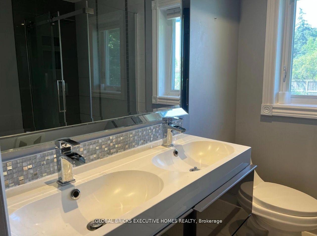 Photo 6 of 384 Ashbury Road, Oakville, West — HOMEH