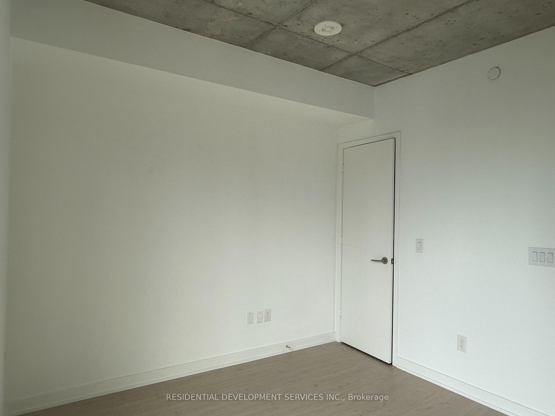 Photo 5 of Unit 3005, 65 Mutual Street, Toronto, Church-Yonge Corridor — HOMEH