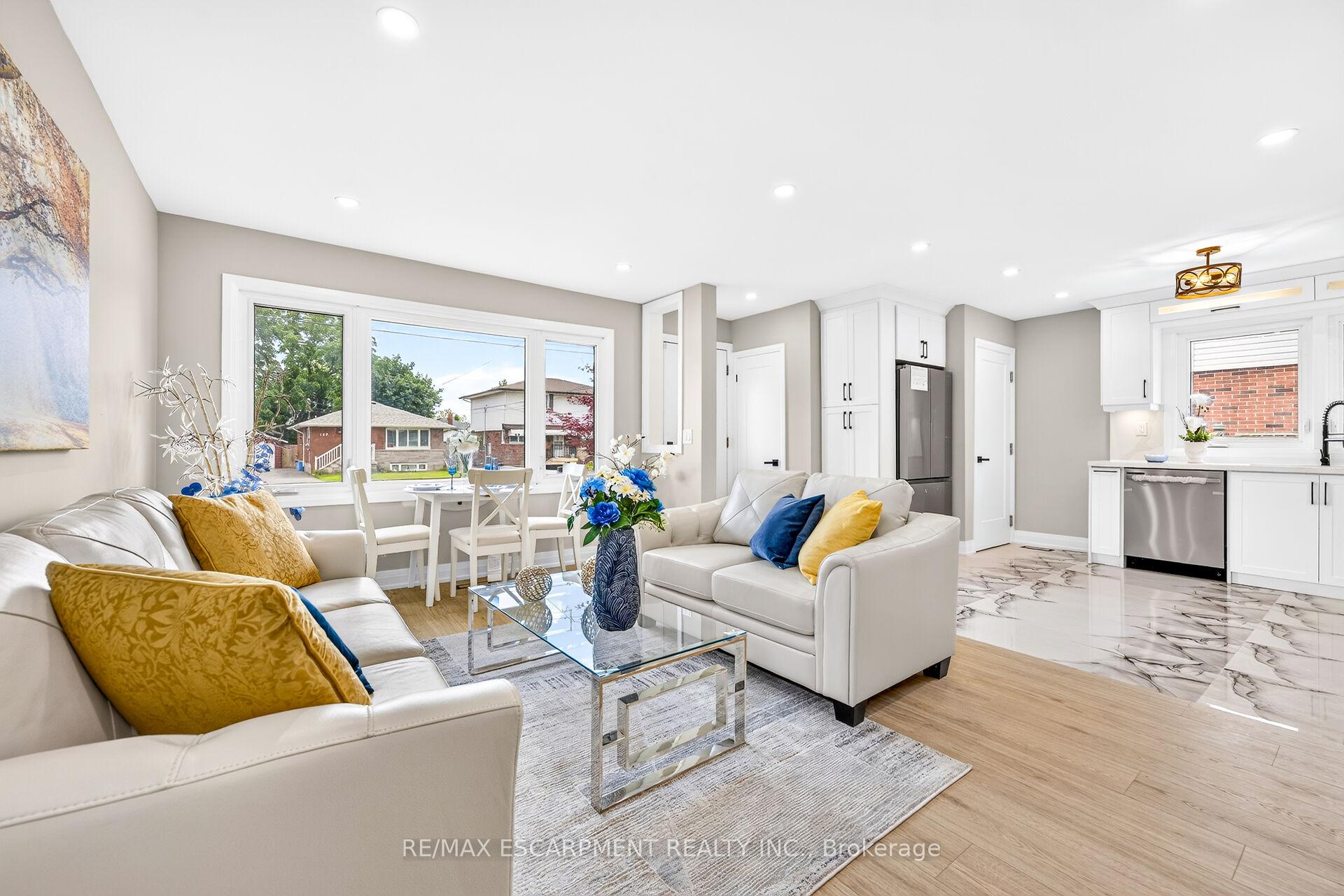 Photo 16 of 150 Howard Avenue, Hamilton, Balfour — HOMEH