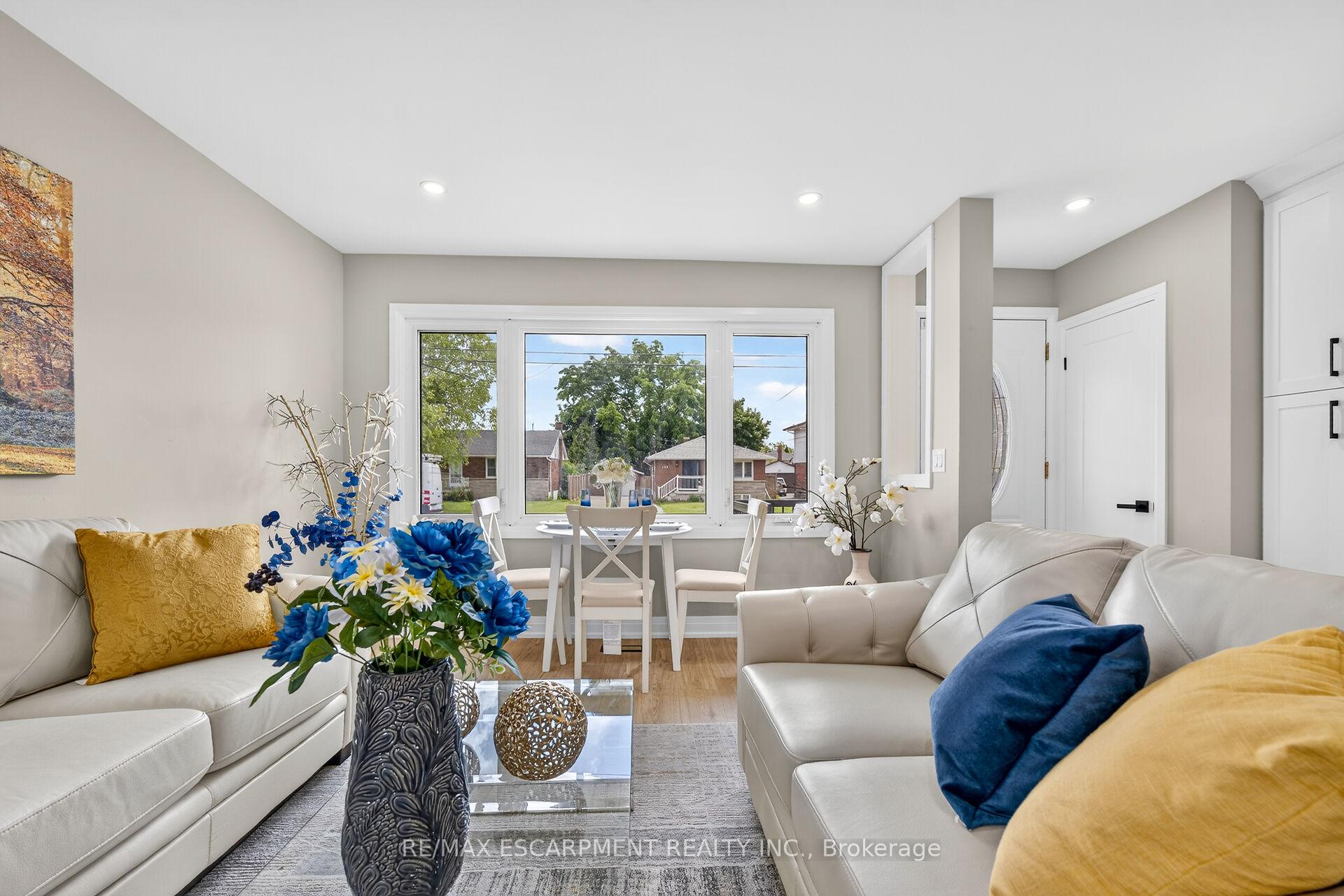 Photo 18 of 150 Howard Avenue, Hamilton, Balfour — HOMEH
