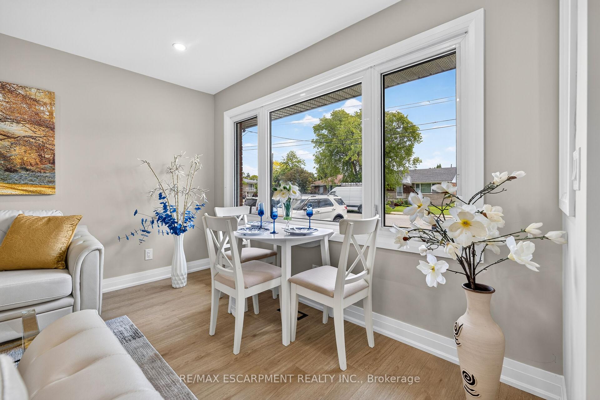 Photo 19 of 150 Howard Avenue, Hamilton, Balfour — HOMEH