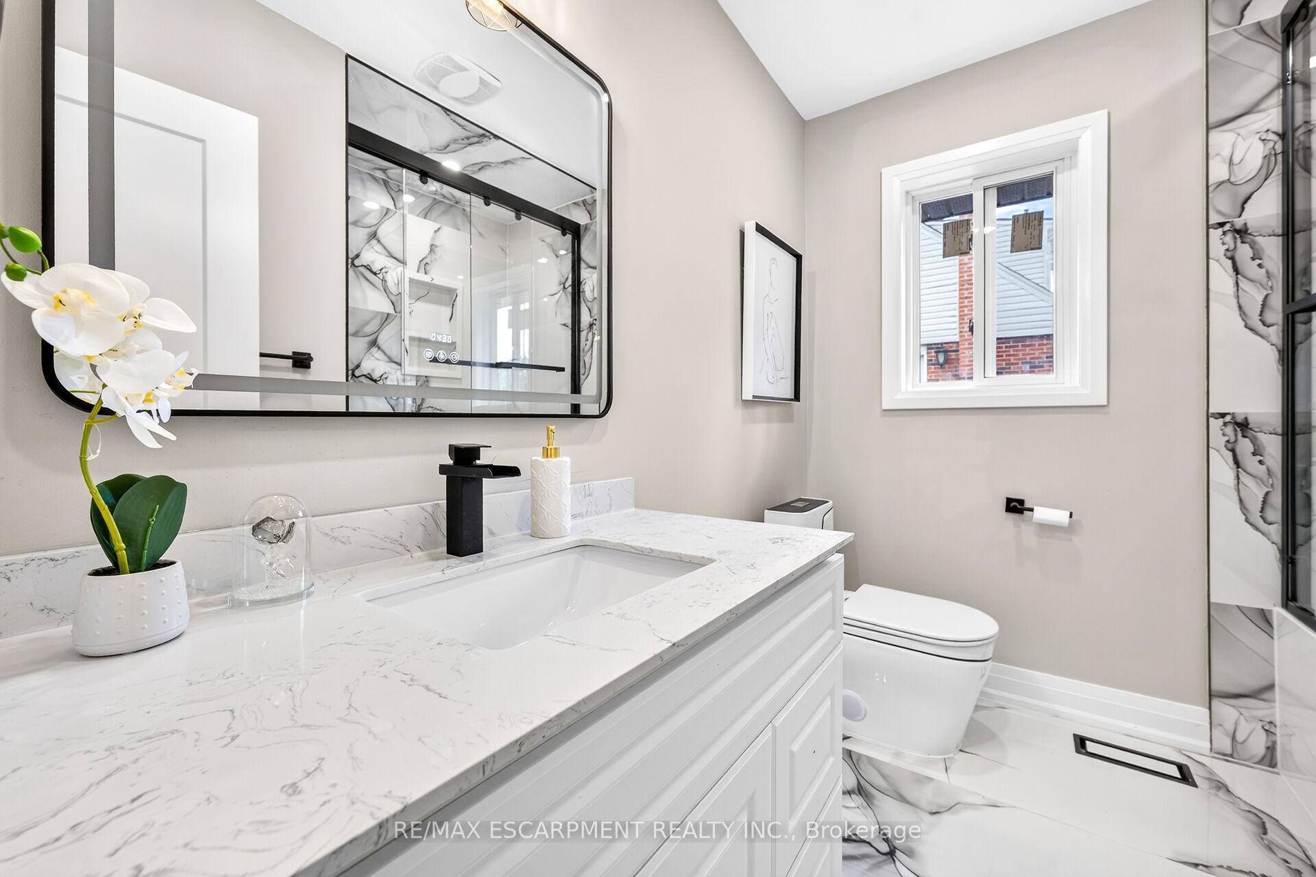 Photo 22 of 150 Howard Avenue, Hamilton, Balfour — HOMEH