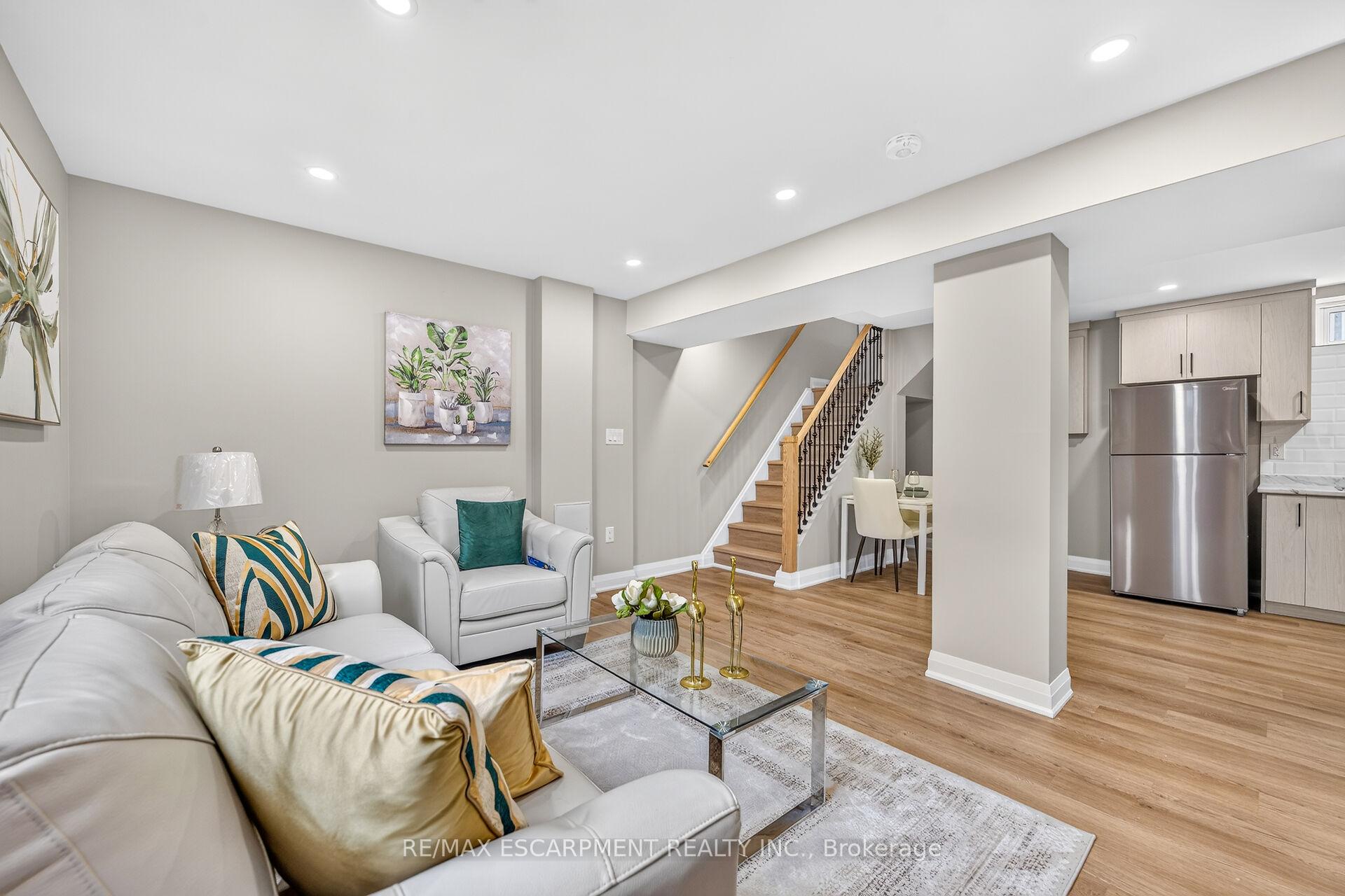 Photo 25 of 150 Howard Avenue, Hamilton, Balfour — HOMEH