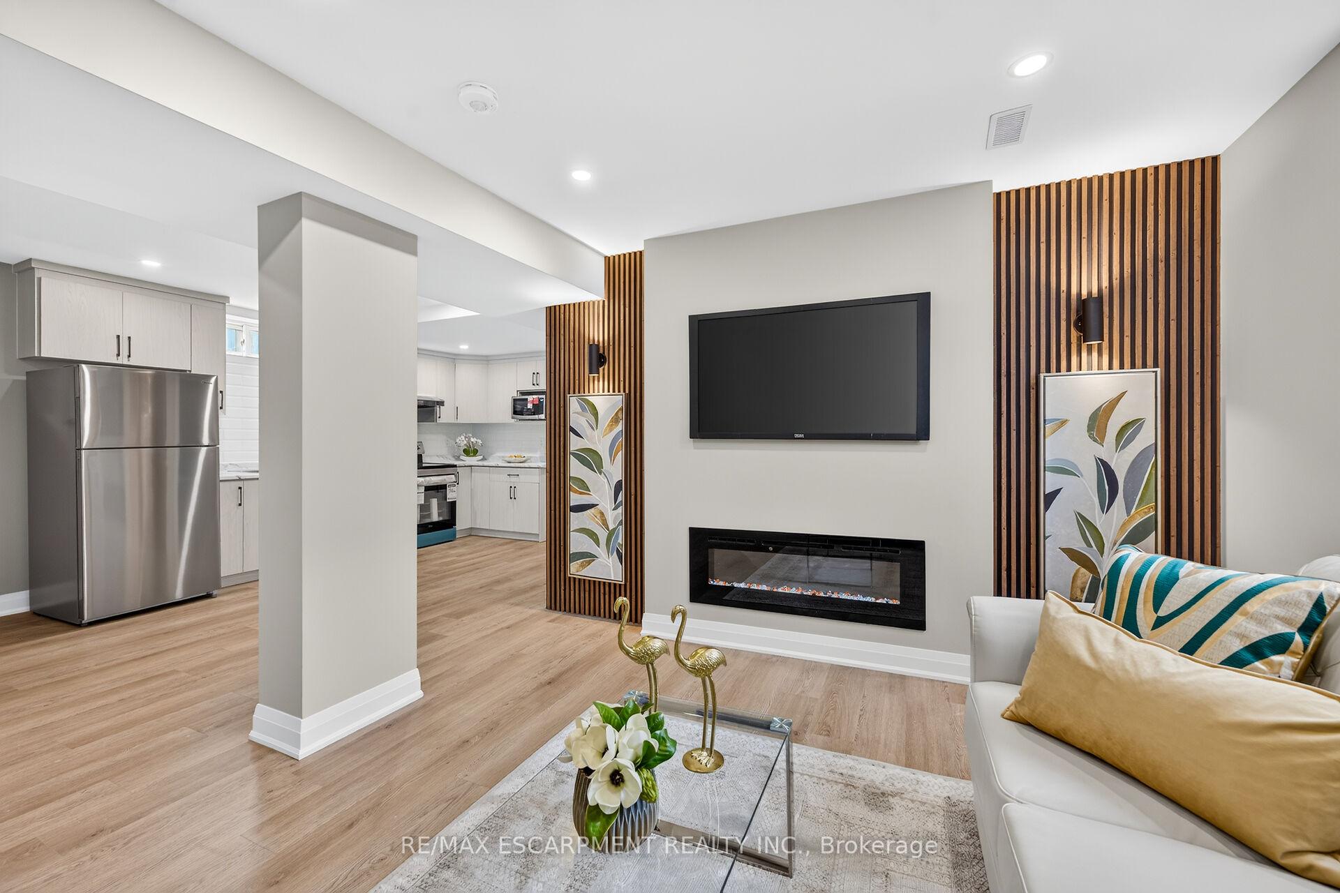 Photo 27 of 150 Howard Avenue, Hamilton, Balfour — HOMEH