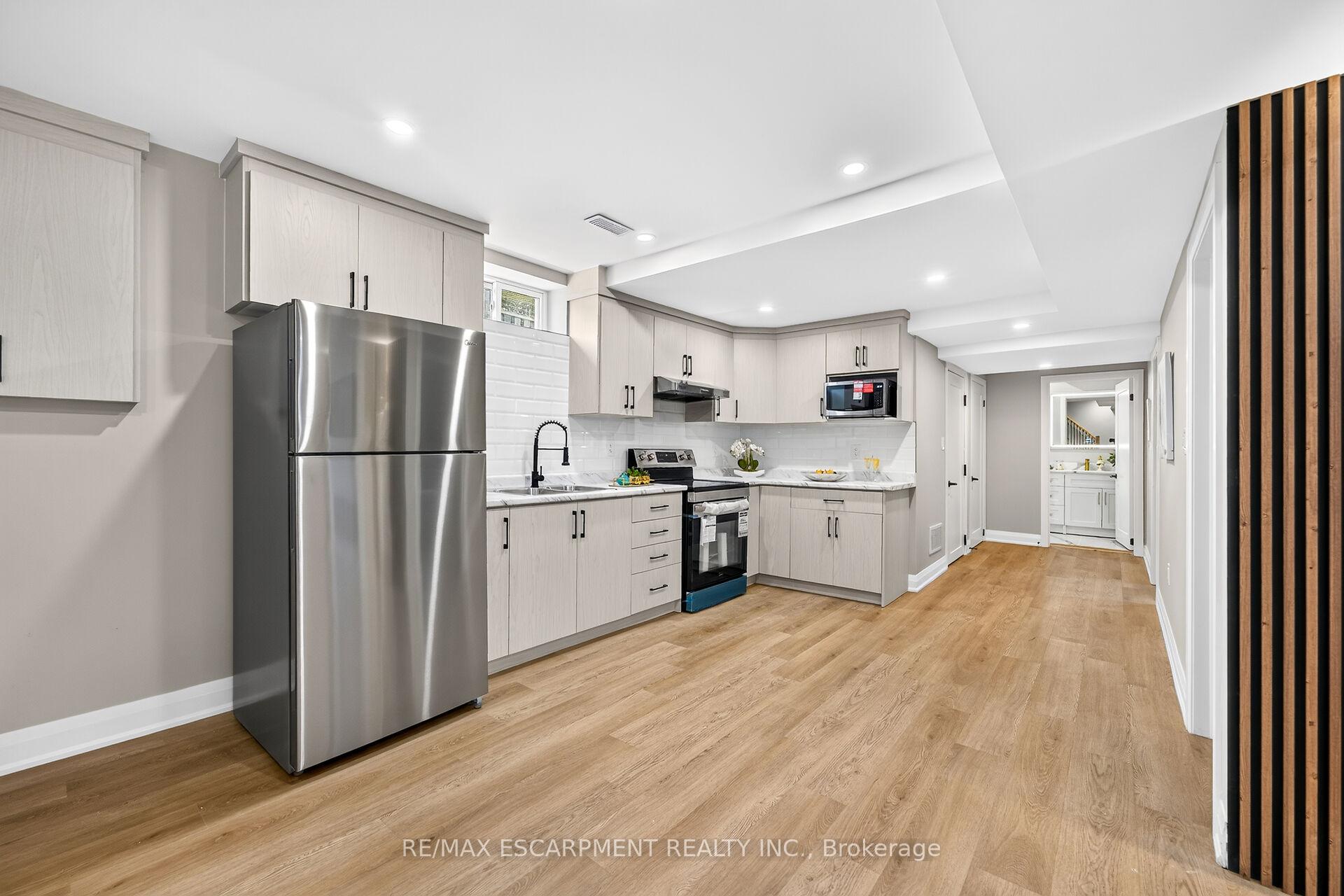 Photo 29 of 150 Howard Avenue, Hamilton, Balfour — HOMEH