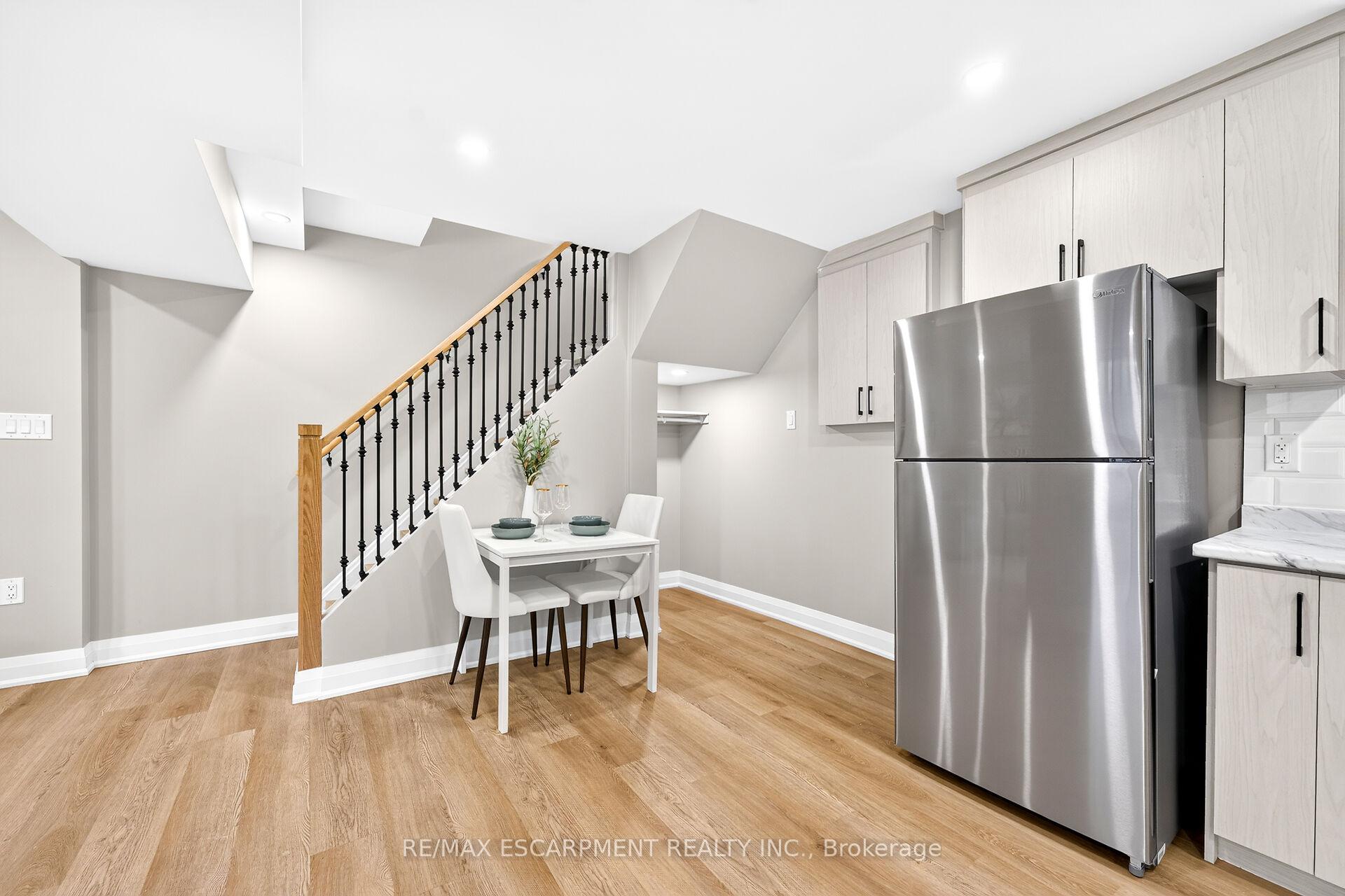 Photo 32 of 150 Howard Avenue, Hamilton, Balfour — HOMEH