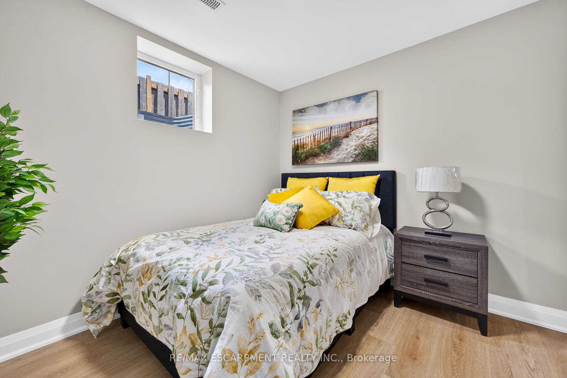 Photo 34 of 150 Howard Avenue, Hamilton, Balfour — HOMEH