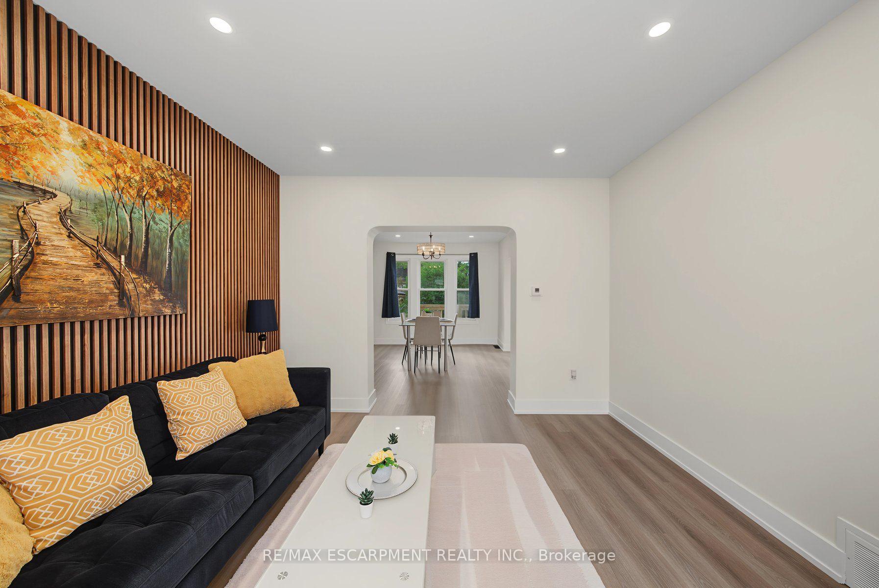 Photo 6 of 234 Balmoral Avenue S, Hamilton, Delta — HOMEH