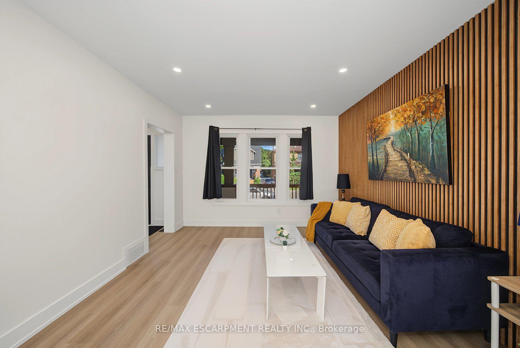 Photo 8 of 234 Balmoral Avenue S, Hamilton, Delta — HOMEH