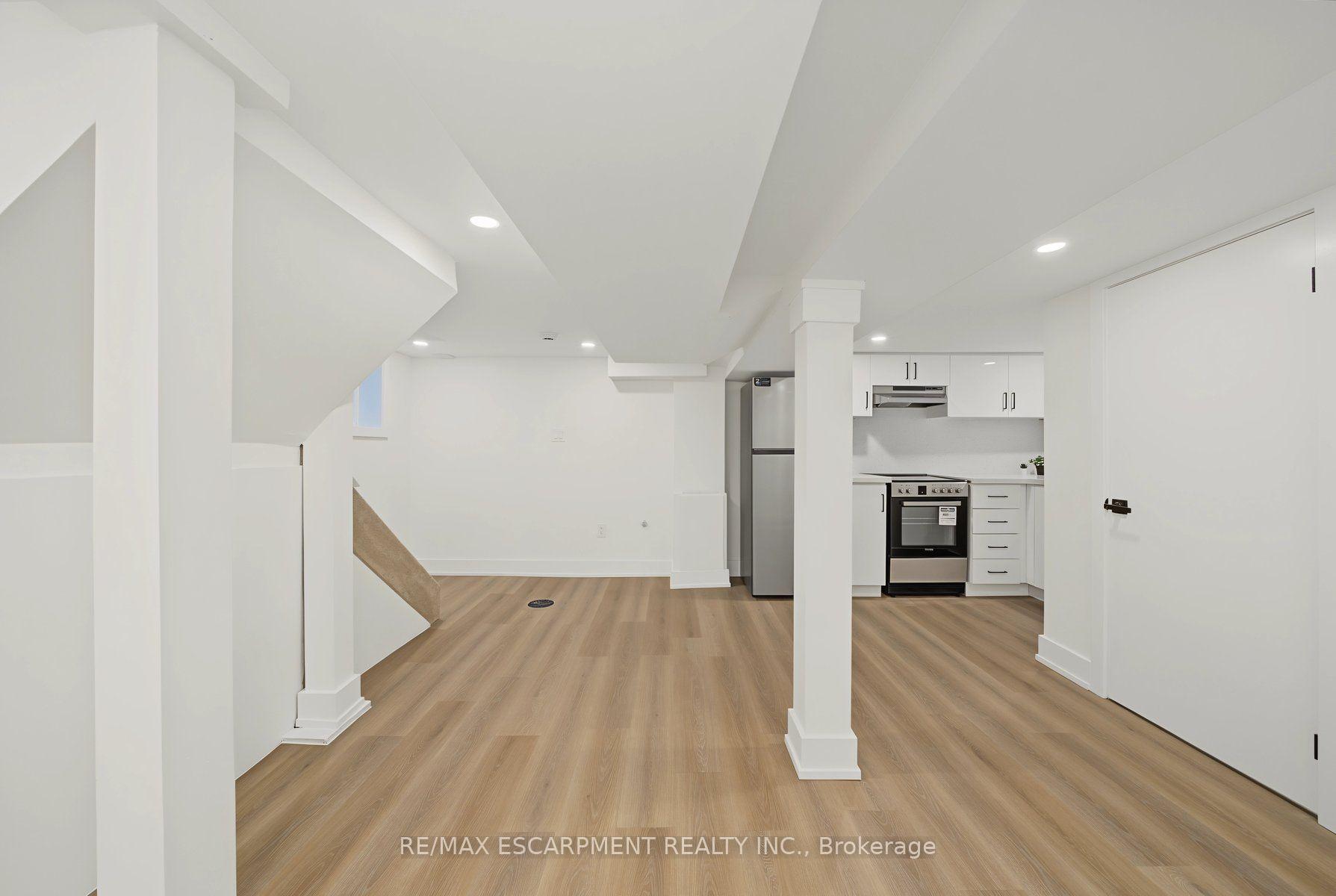 Photo 28 of 234 Balmoral Avenue S, Hamilton, Delta — HOMEH