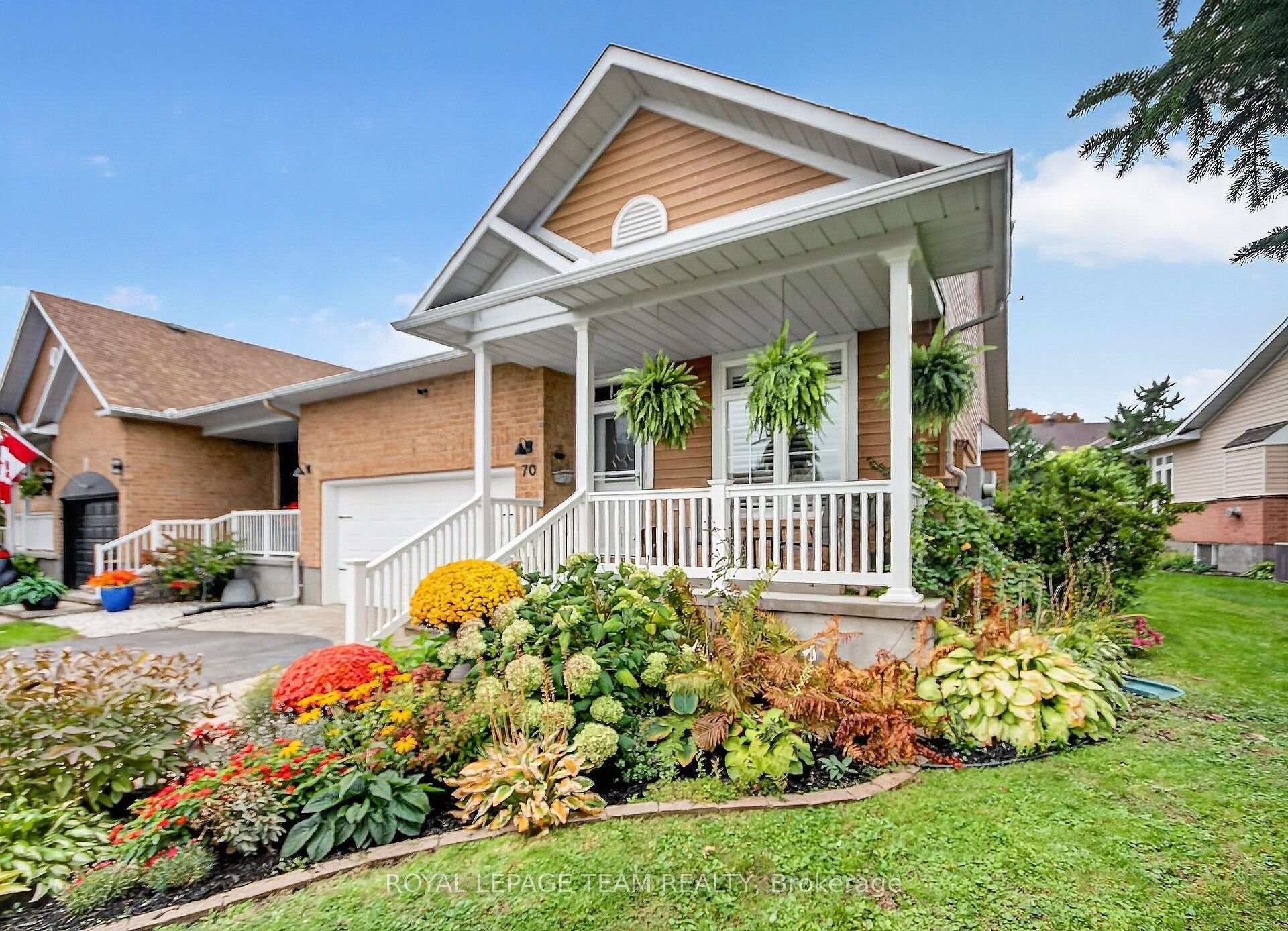 Photo 2 of 70 Sable Run Drive, Ottawa, Stittsville (Central) — HOMEH