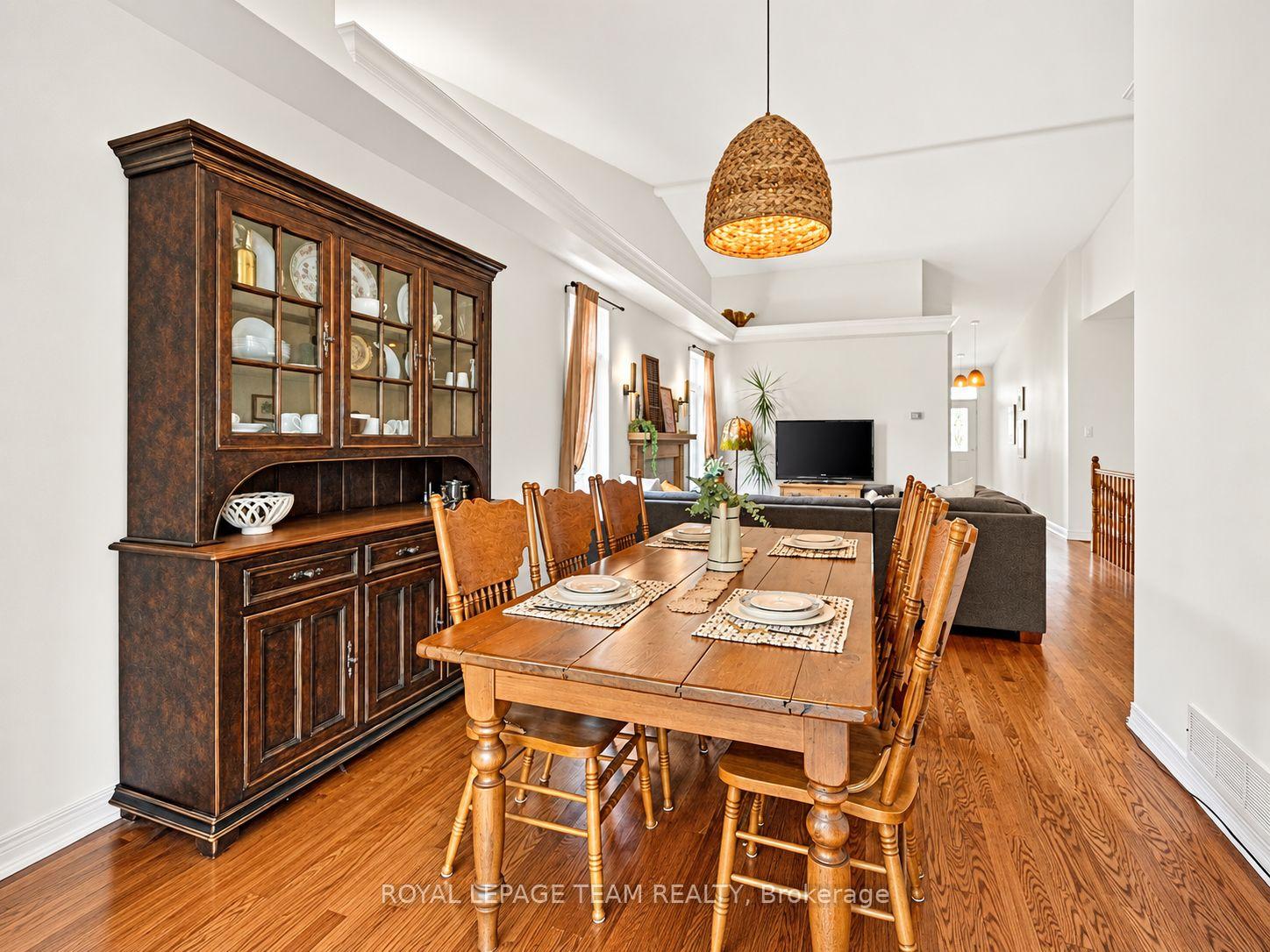Photo 10 of 70 Sable Run Drive, Ottawa, Stittsville (Central) — HOMEH