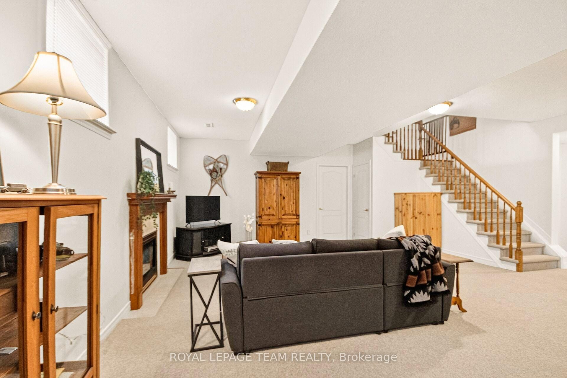 Photo 36 of 70 Sable Run Drive, Ottawa, Stittsville (Central) — HOMEH