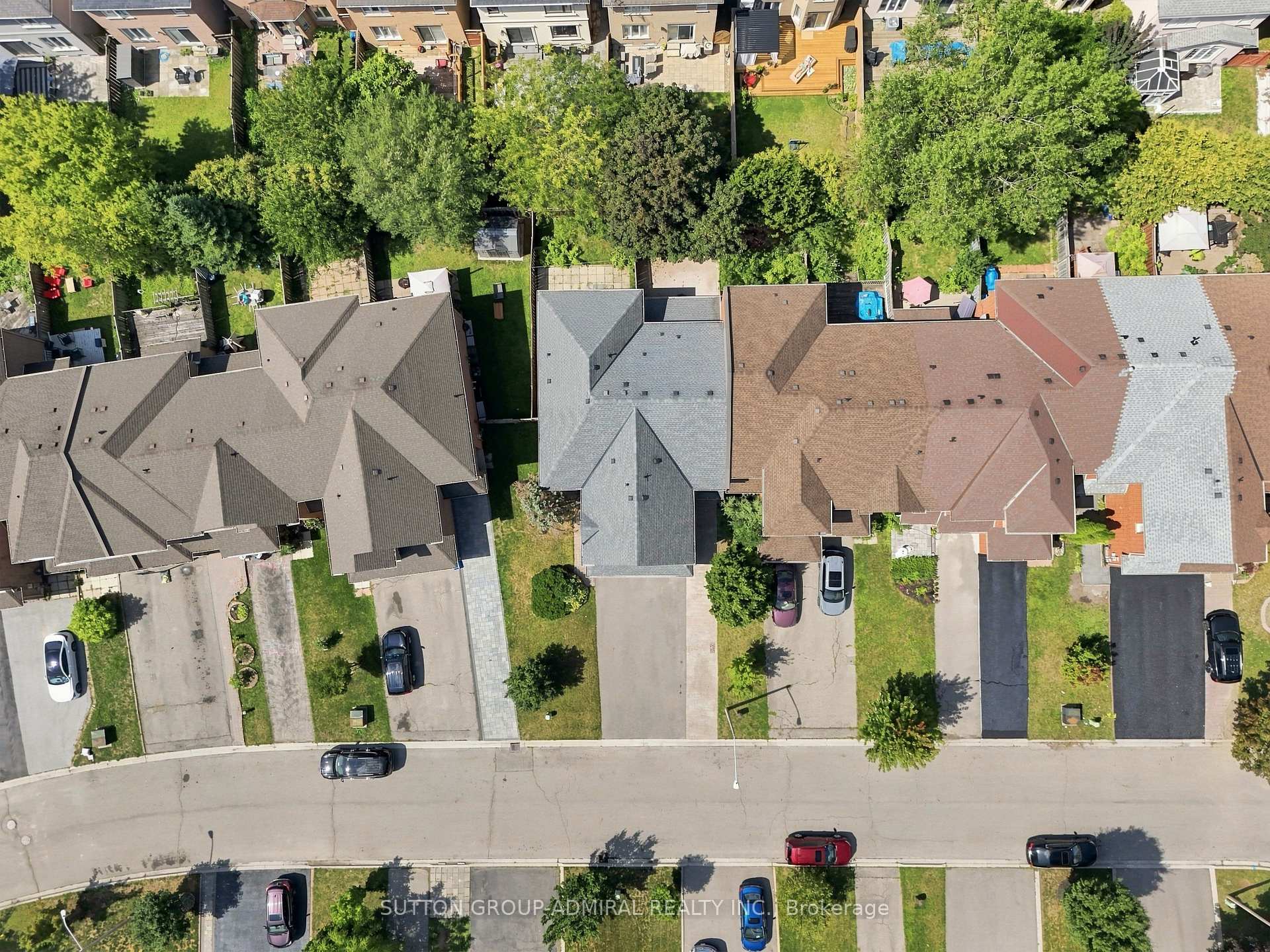 Photo 4 of 14 Craddock Street, Vaughan, Maple — HOMEH