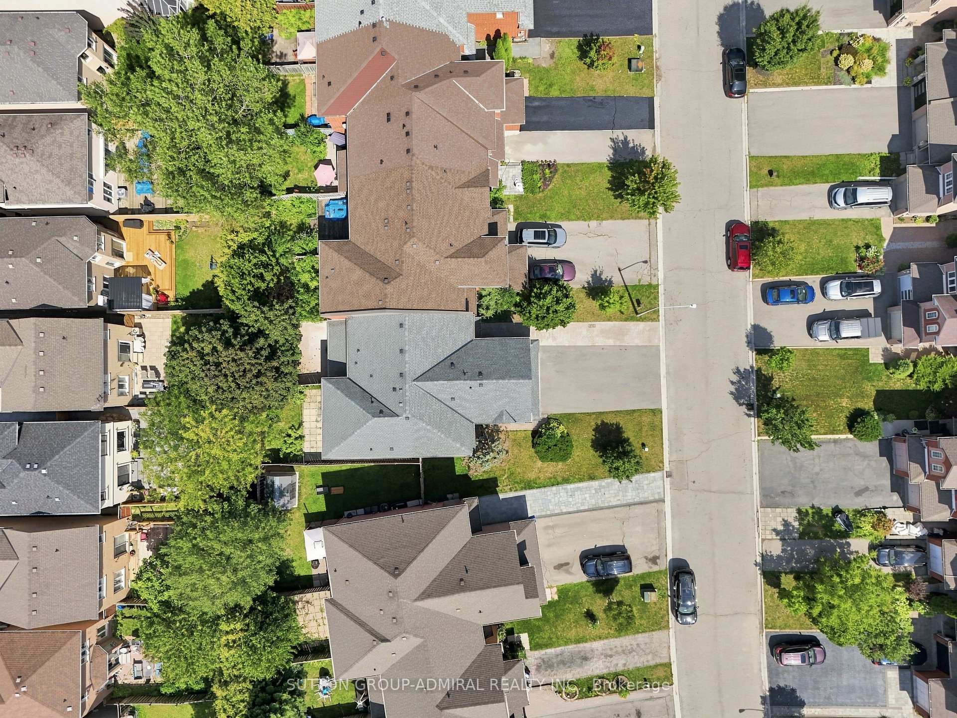 Photo 5 of 14 Craddock Street, Vaughan, Maple — HOMEH