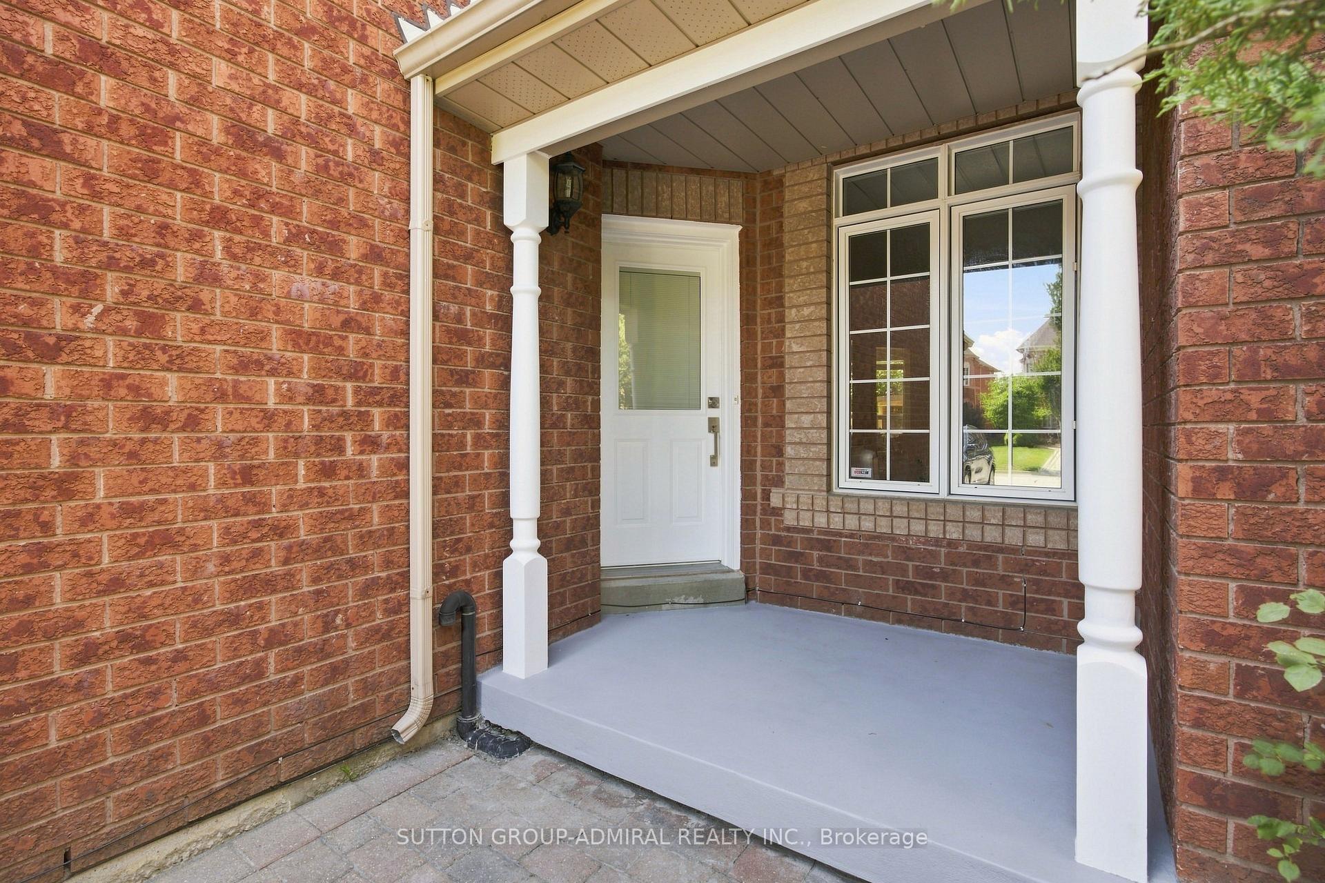 Photo 7 of 14 Craddock Street, Vaughan, Maple — HOMEH