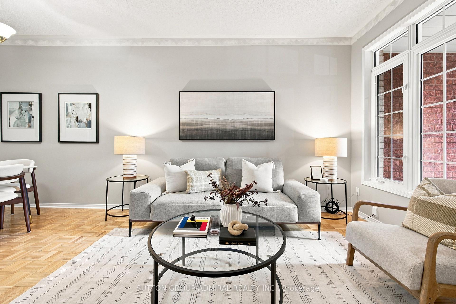 Photo 10 of 14 Craddock Street, Vaughan, Maple — HOMEH