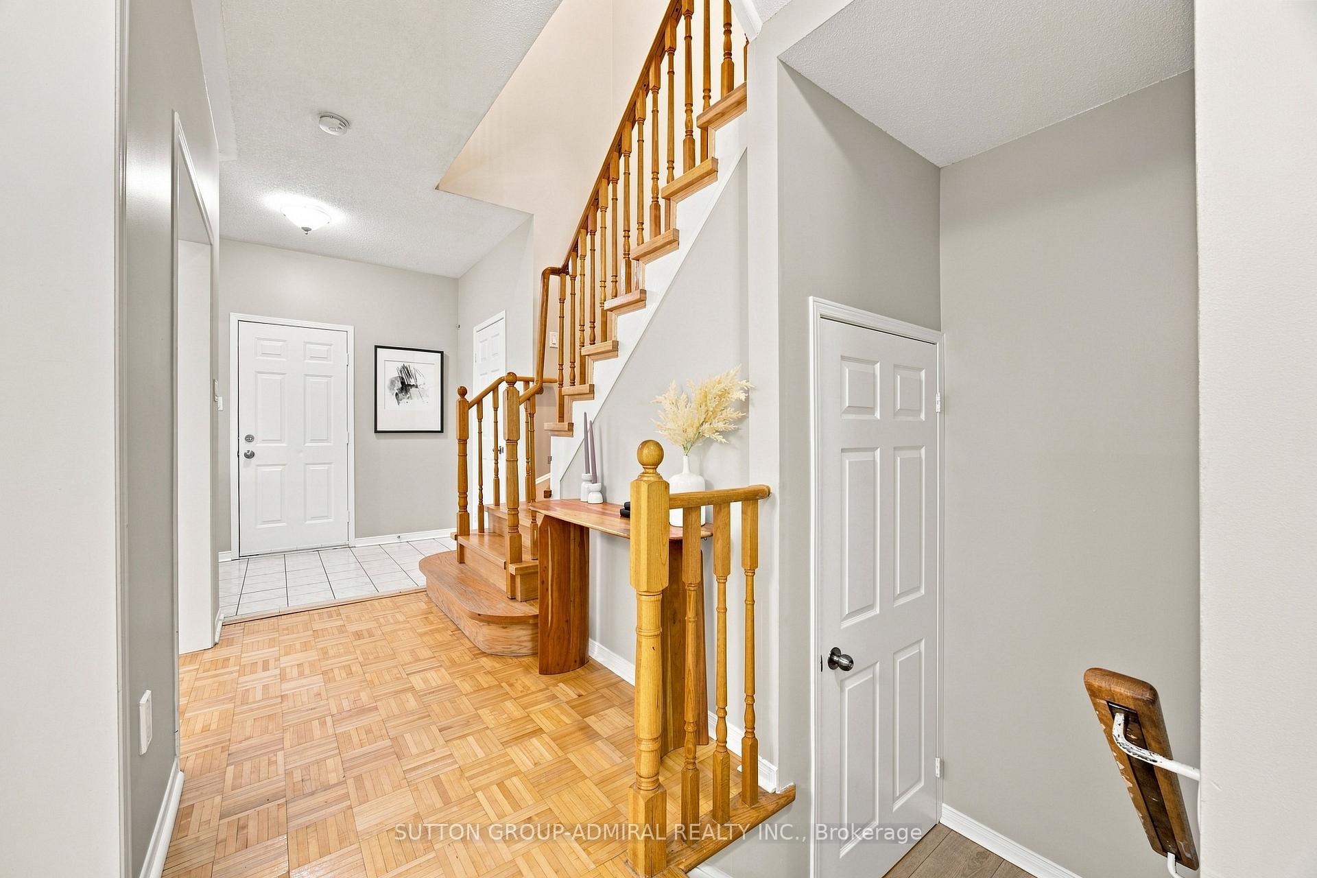 Photo 21 of 14 Craddock Street, Vaughan, Maple — HOMEH