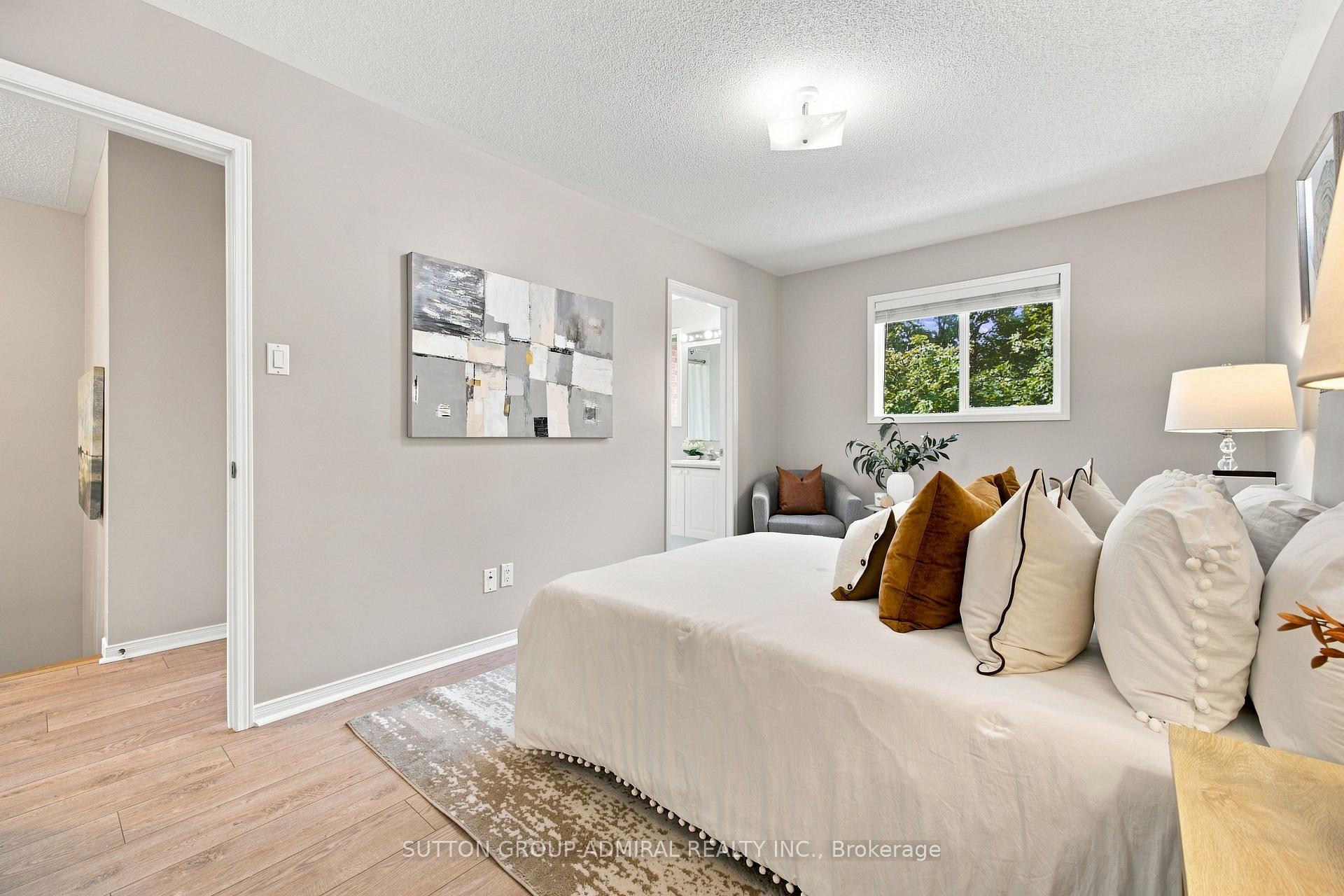 Photo 24 of 14 Craddock Street, Vaughan, Maple — HOMEH