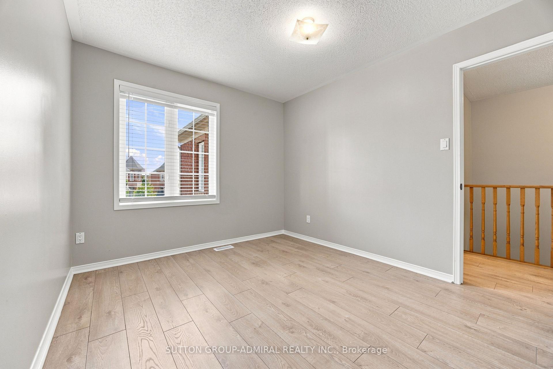 Photo 29 of 14 Craddock Street, Vaughan, Maple — HOMEH