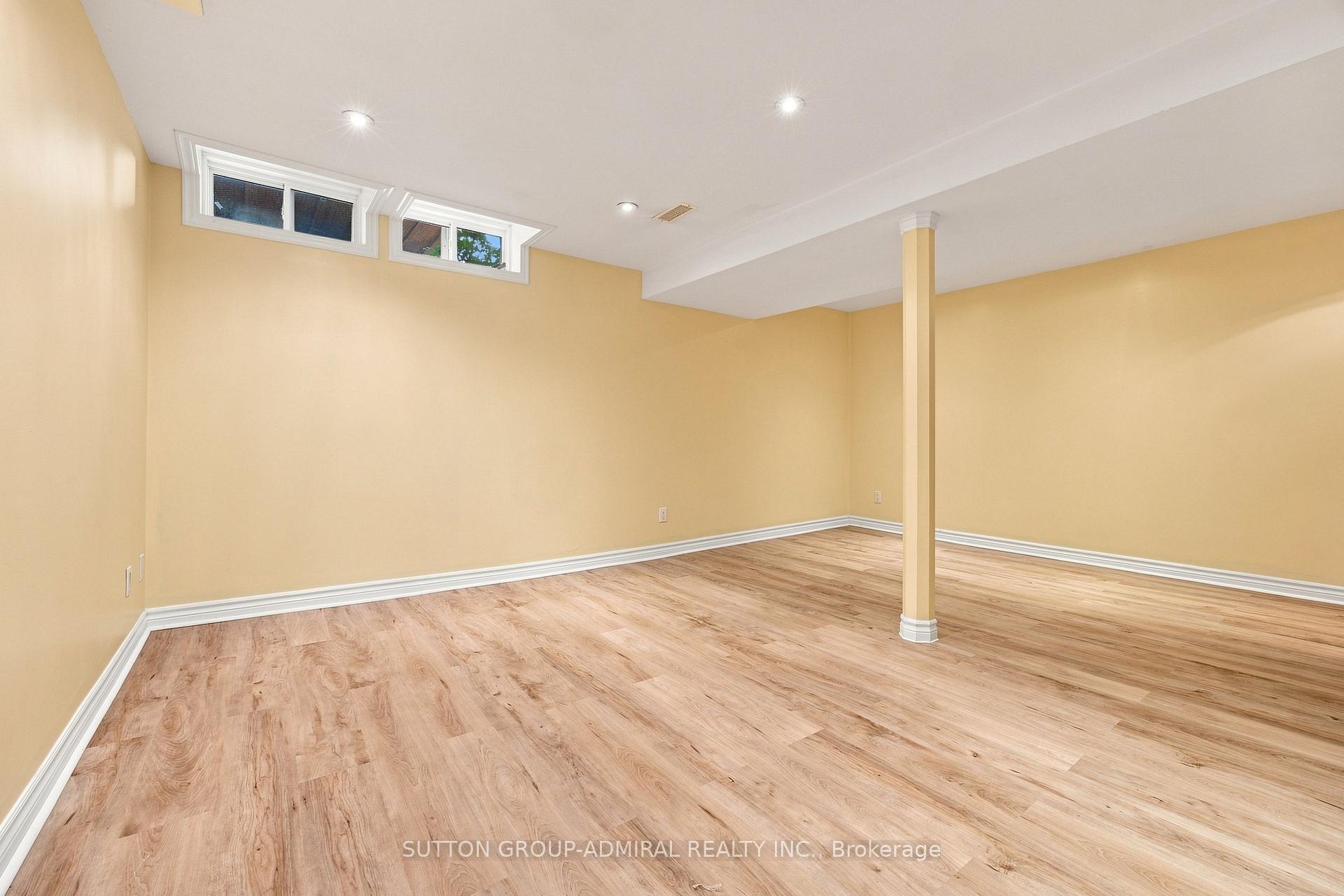 Photo 36 of 14 Craddock Street, Vaughan, Maple — HOMEH