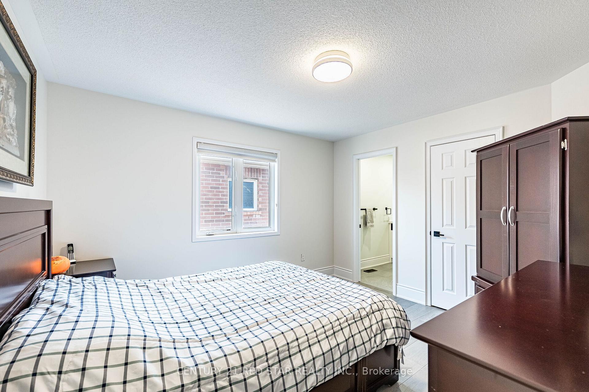 Photo 26 of 396 Derrydale Drive, Mississauga, Meadowvale Village — HOMEH