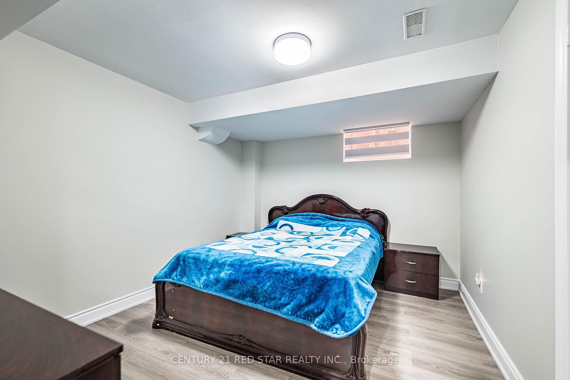 Photo 37 of 396 Derrydale Drive, Mississauga, Meadowvale Village — HOMEH