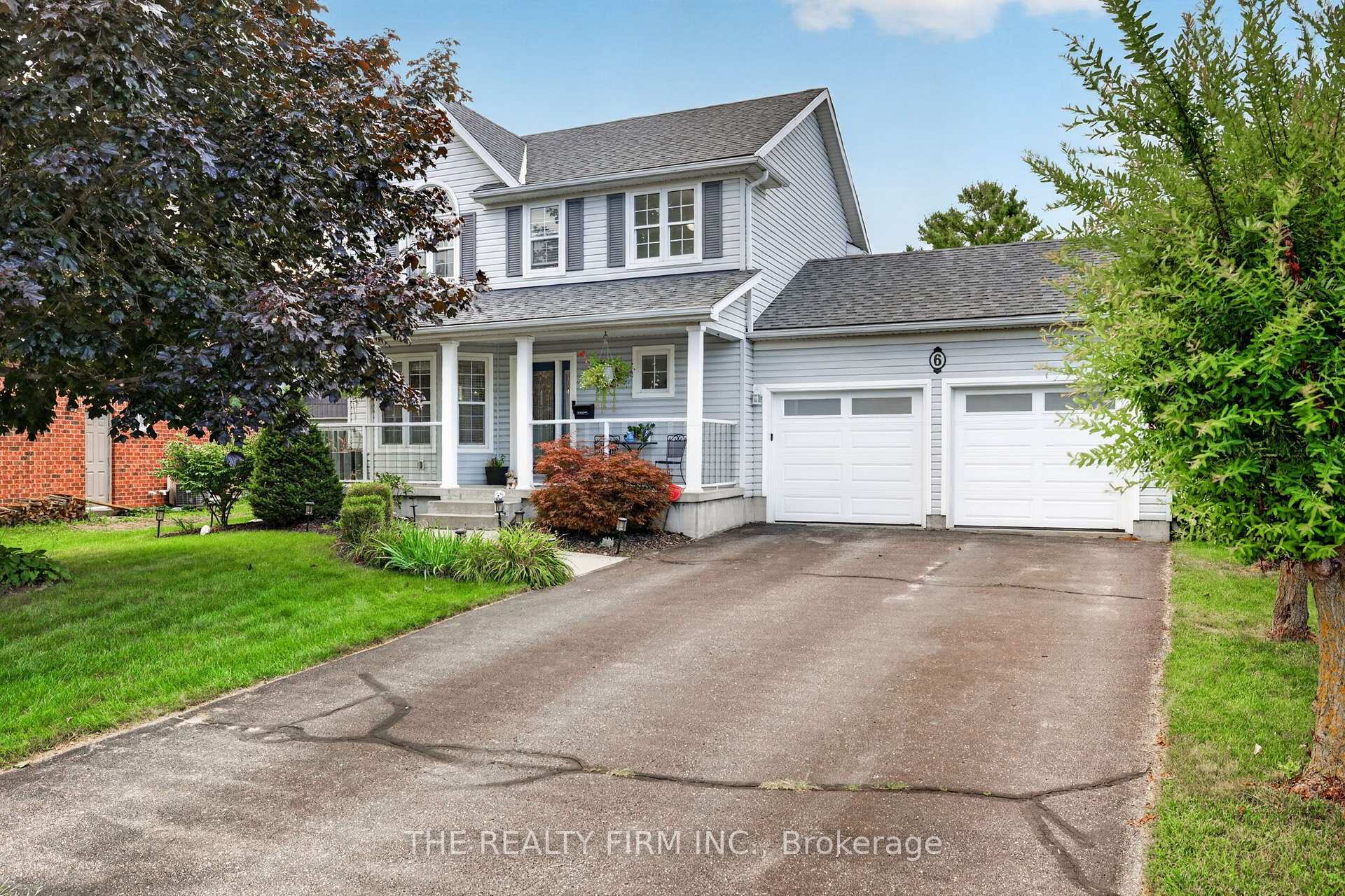Photo of 6 Oakdale Place