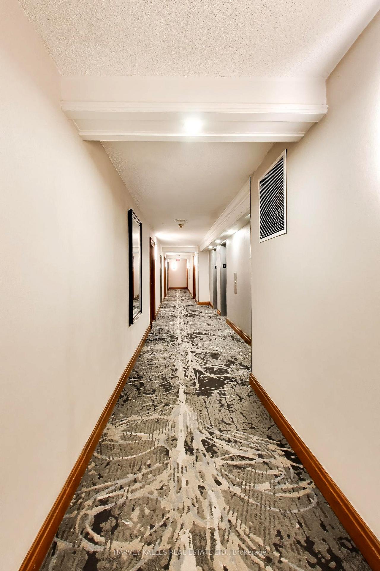 Photo 6 of Unit 314, 268 Ridley Boulevard, Toronto, Bedford Park-Nortown — HOMEH