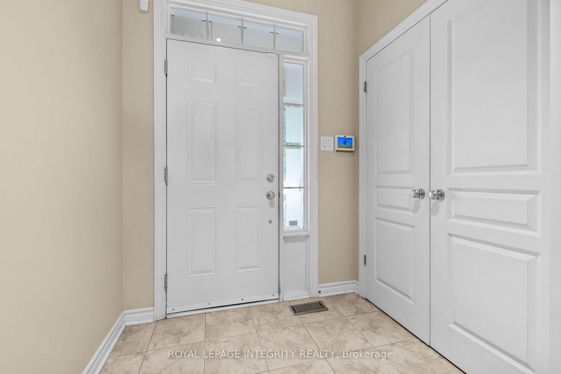 Photo 3 of 280 Keyrock Drive, Ottawa, Kanata - Kanata Lakes/Heritage Hills — HOMEH