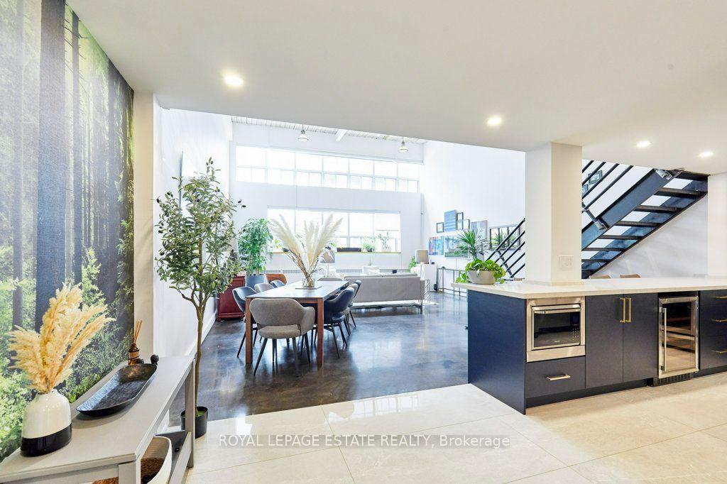 Photo 5 of Unit 217, 1173 Dundas Street E, Toronto, South Riverdale — HOMEH