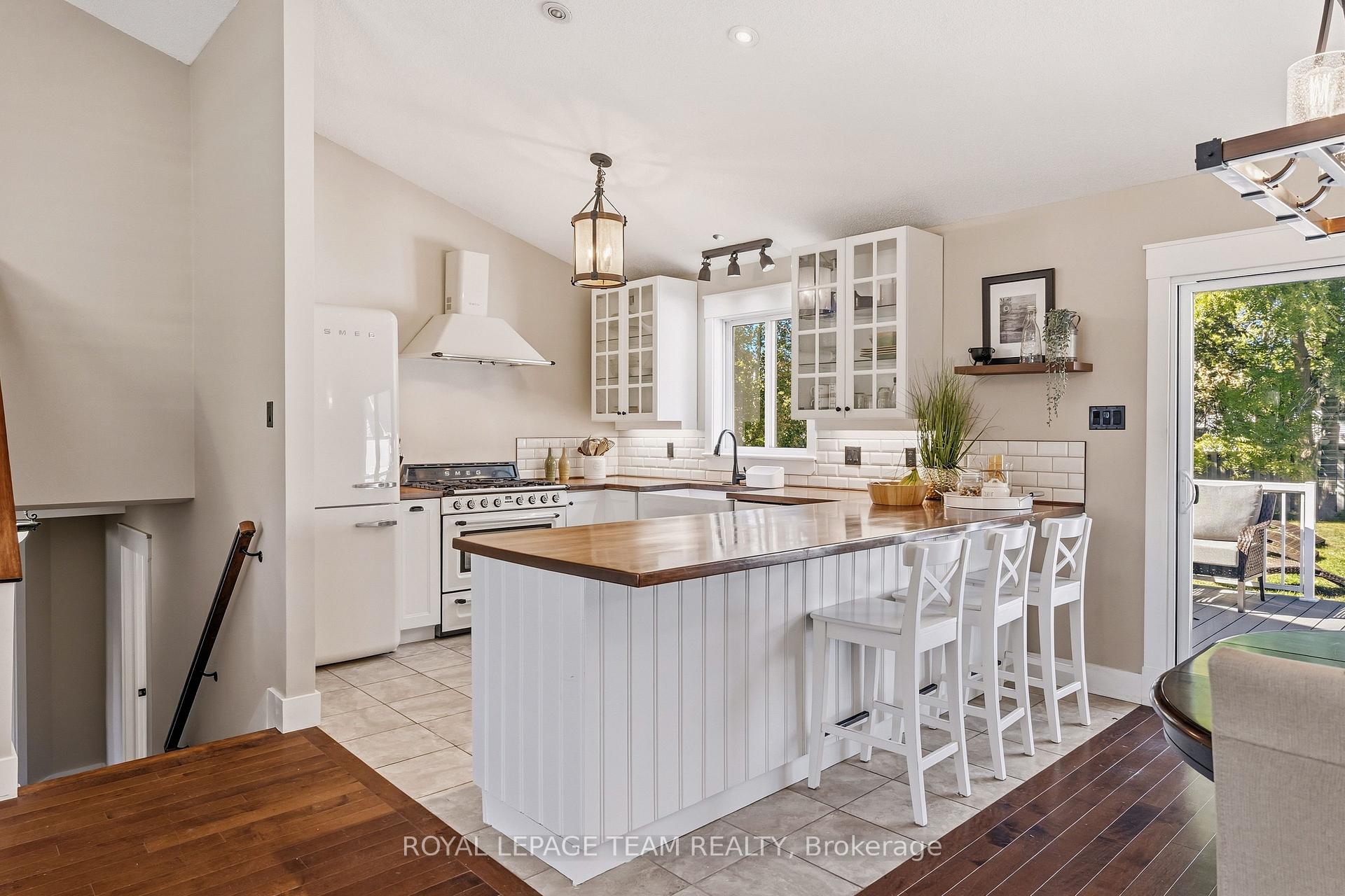 Photo 12 of 5699 Owen Street, Ottawa, Osgoode — HOMEH