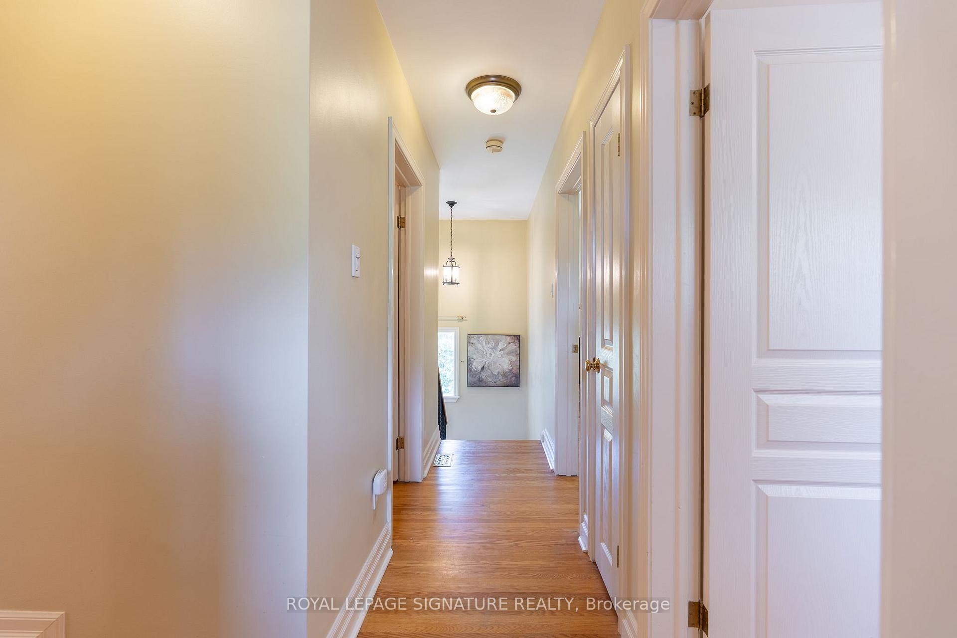 Photo 15 of 38 Danville Drive, North York, St. Andrew-Windfields — HOMEH