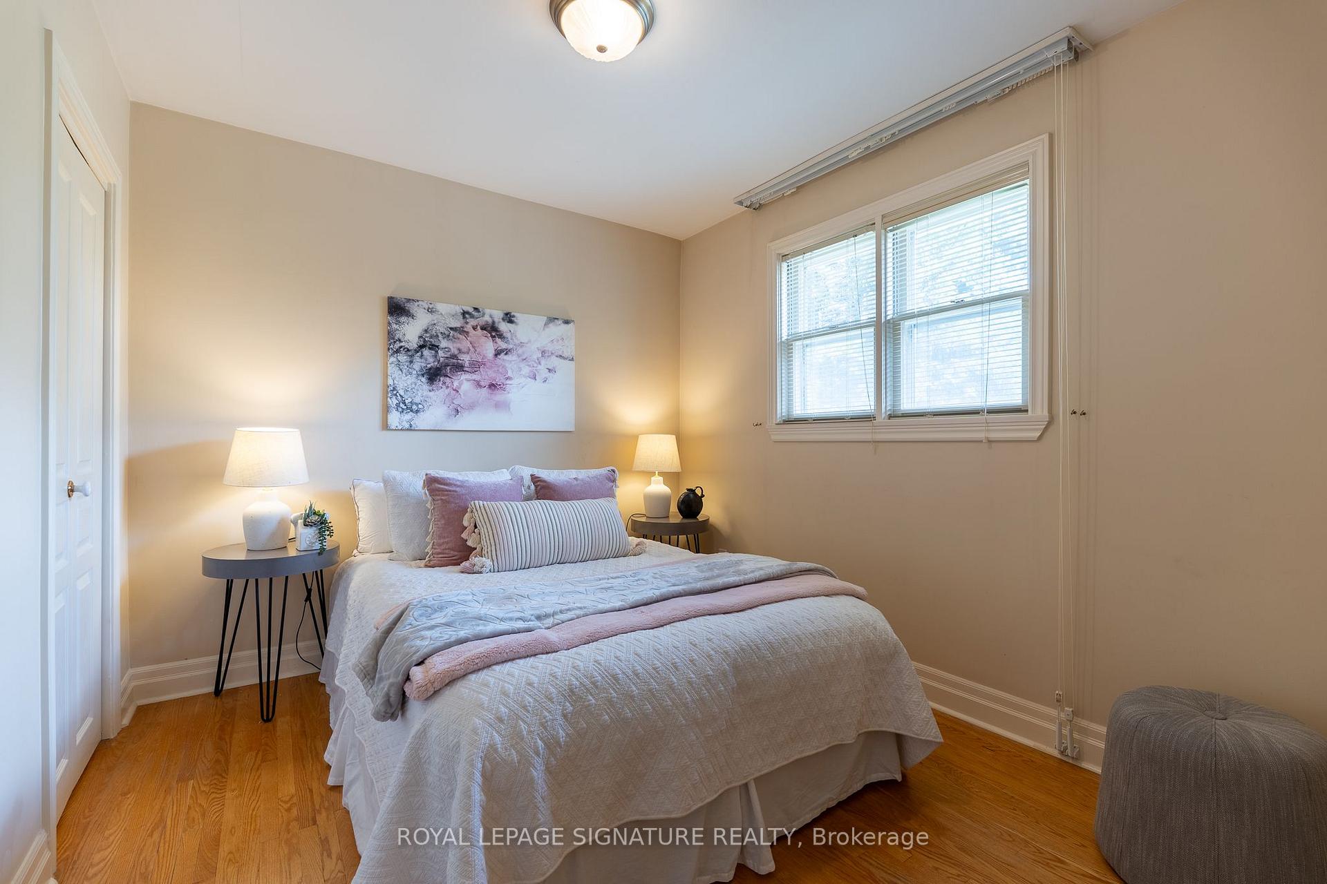 Photo 24 of 38 Danville Drive, North York, St. Andrew-Windfields — HOMEH