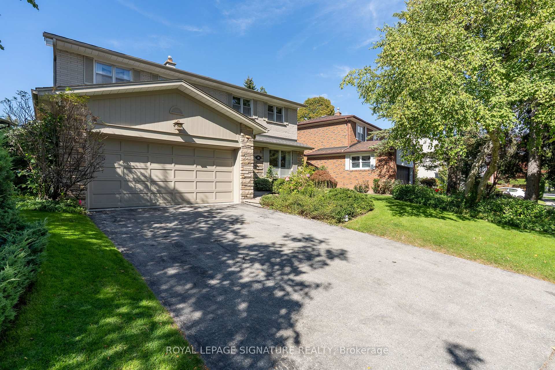 Photo 37 of 38 Danville Drive, North York, St. Andrew-Windfields — HOMEH