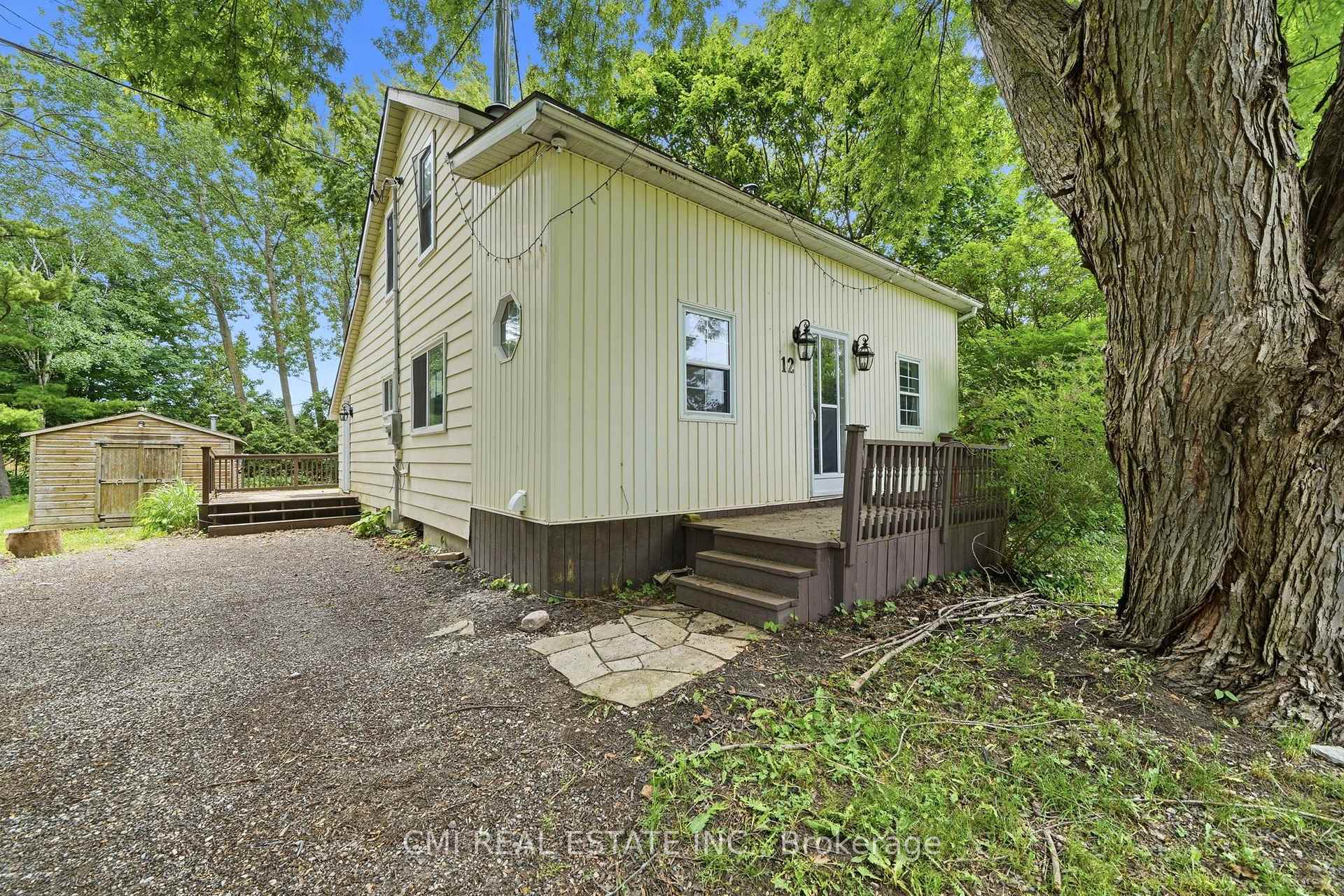 Photo 4 of 12 Argyle Street, Kincardine — HOMEH