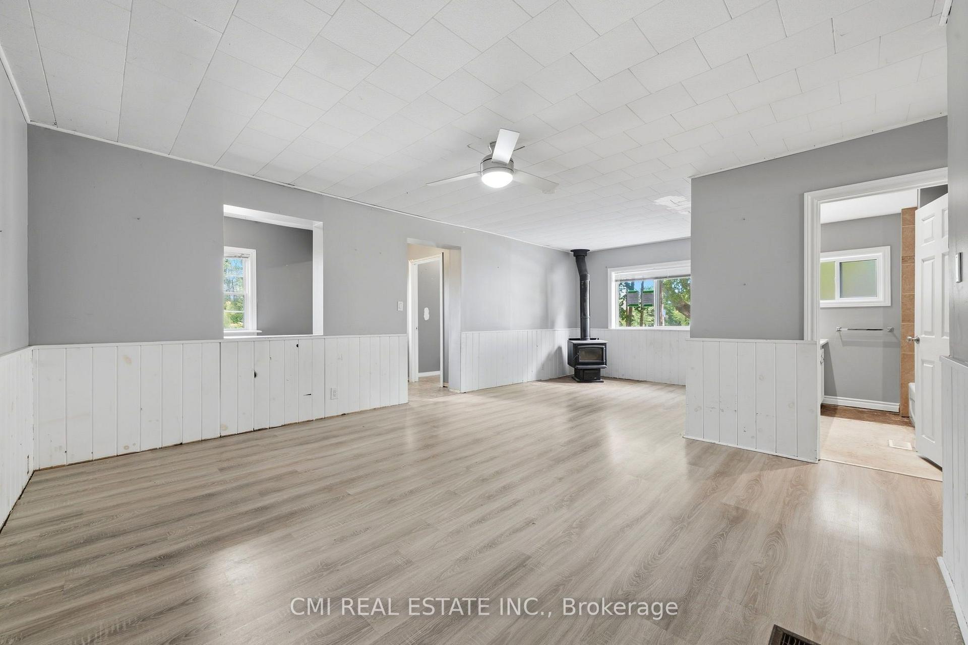 Photo 11 of 12 Argyle Street, Kincardine — HOMEH